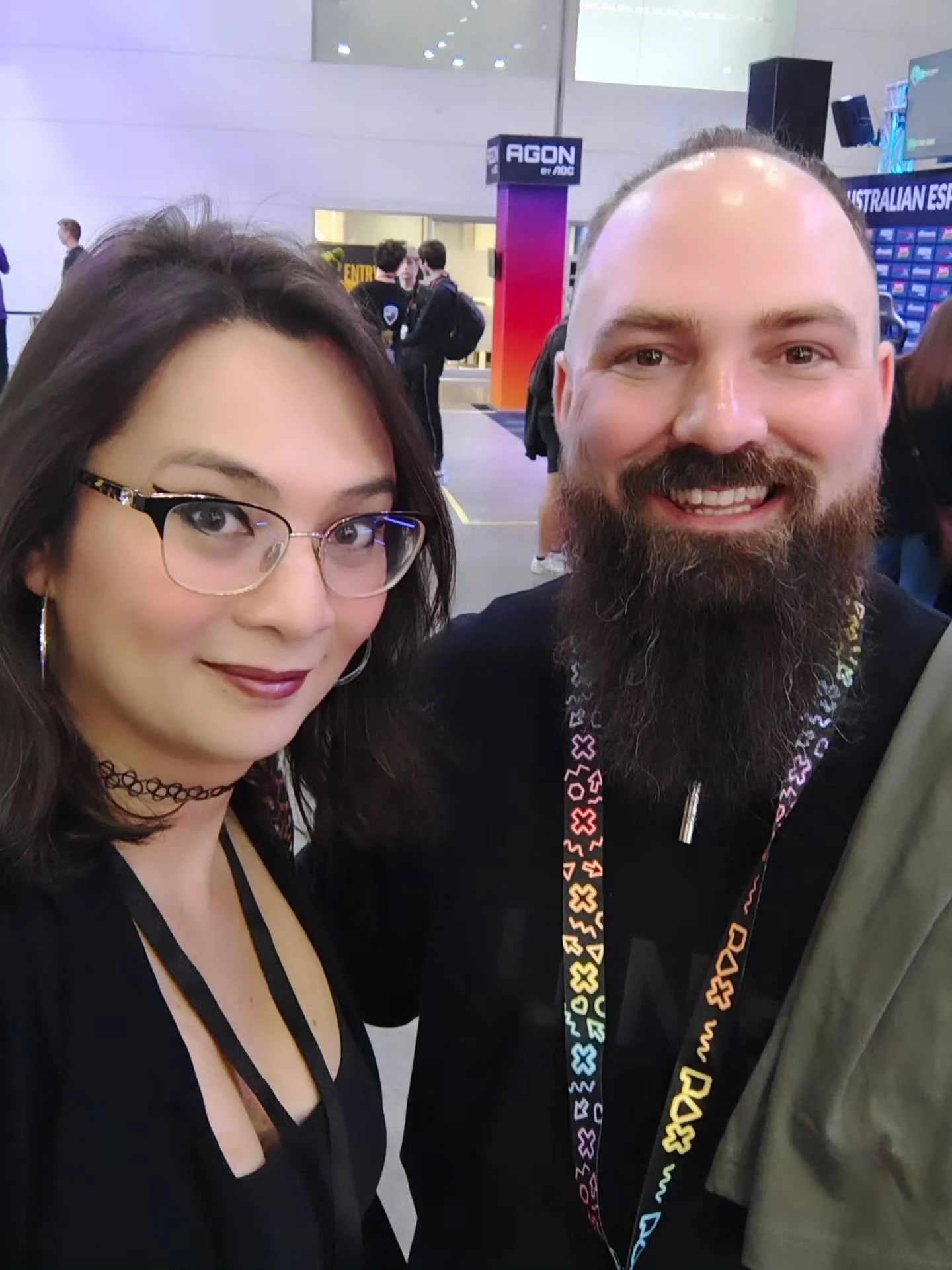 PAX PHOTO SPAM 1!

The first person I bumped into at PAX was none other than @_justshads !! 
He found me while I was wandering around alone looking clueless. 
Shads kept me company for the Media Hour 🙂&zwj;↕️.
.
.
.
.
.
.
.
#paxaus @paxaus #twitchst