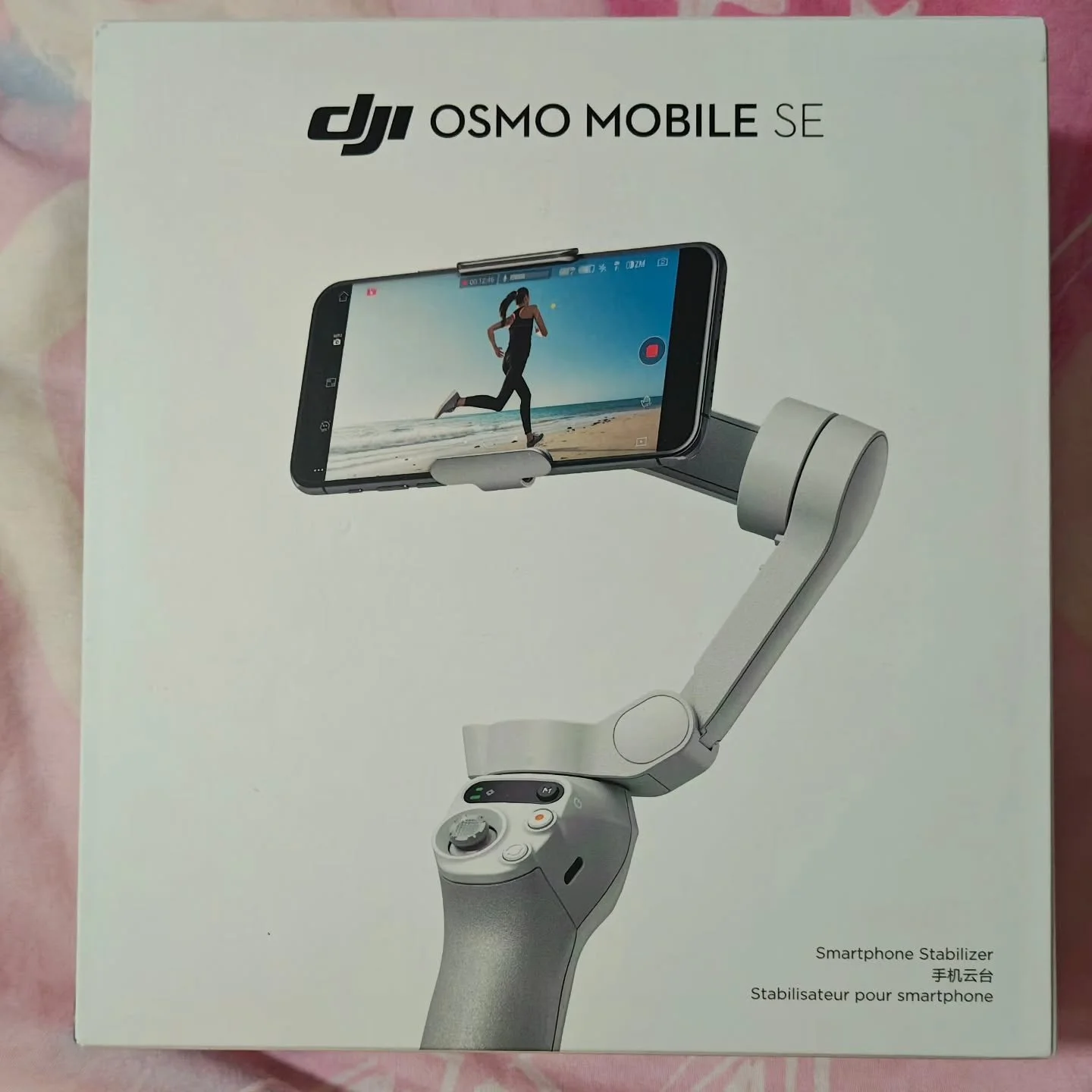 Hey I got a thing!

Get ready @teamavcon @paxaus @supanovaexpo 👀👀👀
.
.
.
.
@djistoreau #gimbal