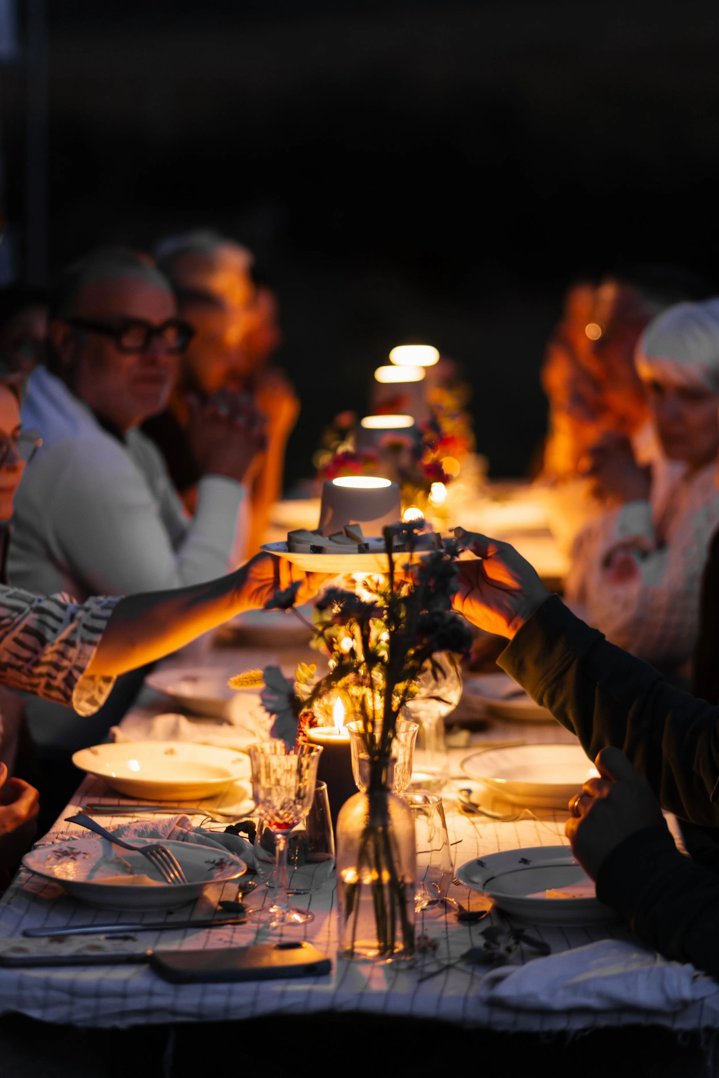 PRESTATION TRAITEUR ENTREPRISE TABLE PRIVE SUR MESURE BEAUJOLAIS