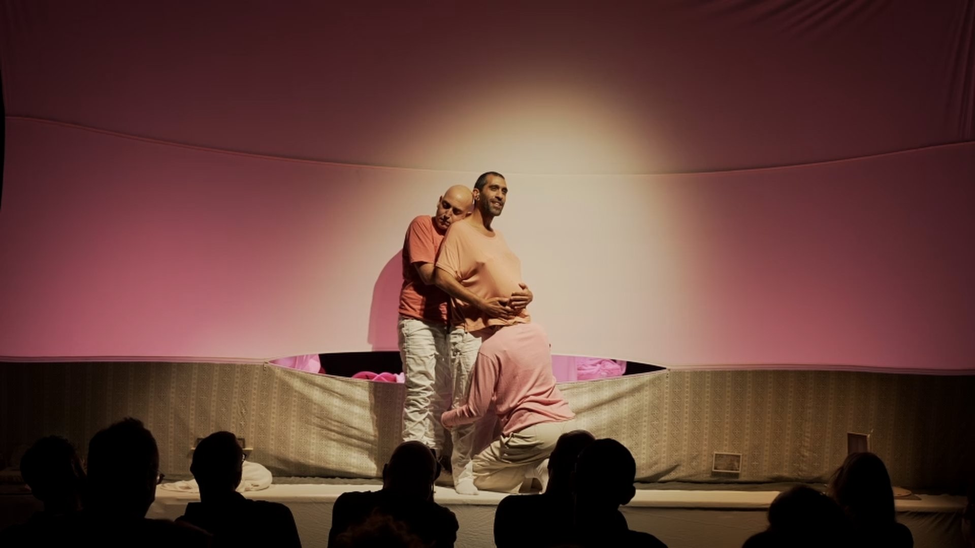 Full Show Blush 26-10-24_00_56_26_05.jpg
