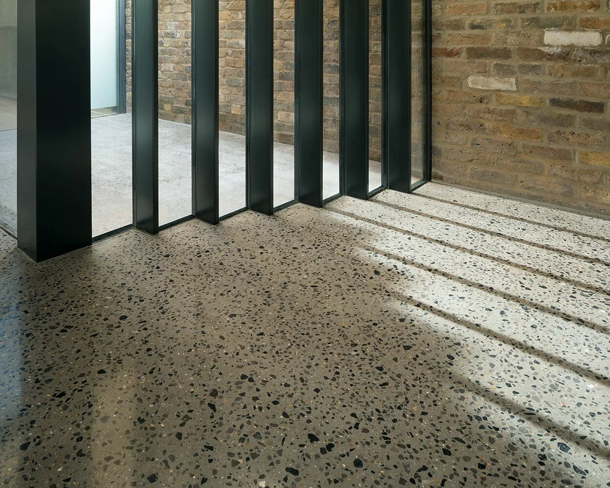 Geelong architecture, Surfcoast architecture, Melbourne architecture, London architecture, regional architecture, residential architecture, house design, terrace house, side return extension, stepped glazing, window detailing, fluted window, polished