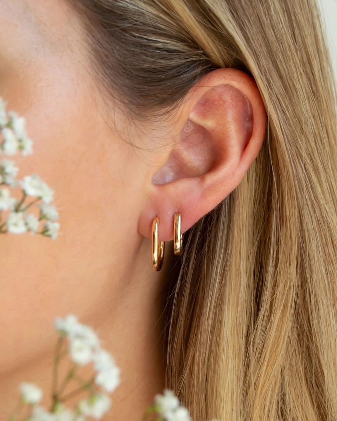 Ear stacking made easy. Shop 20% off online until March 23rd. Online ONLY!

#engravedjewelry #customjewellery #harmonyjewelry #jewelrybusiness