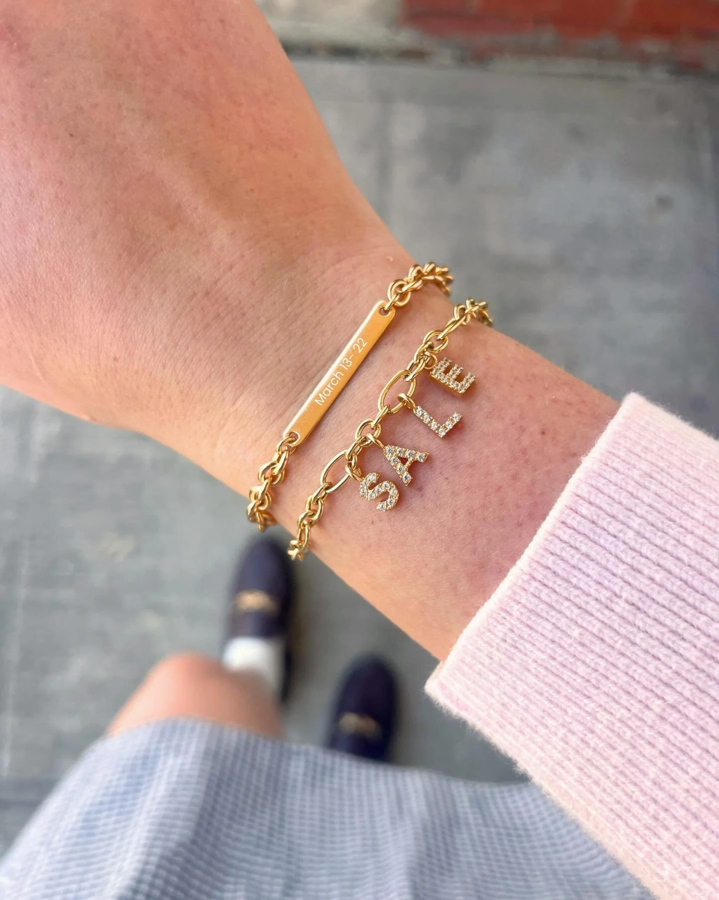 your everyday, never-take-it-off jewelry just got 20% better 💧 Our new Waterproof collection is included in our online exclusive sale, Ends March 22nd!!

**solid gold not included**

#jewelrysale #customjewelry #personalizedjewelry