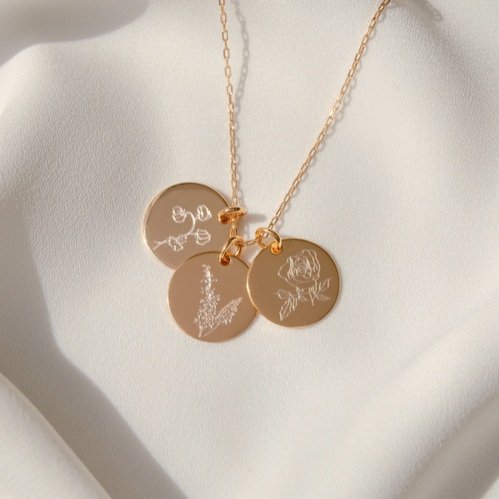 classic%2Bstackable%2Bbirth%2Bflower%2Bnecklace.jpg