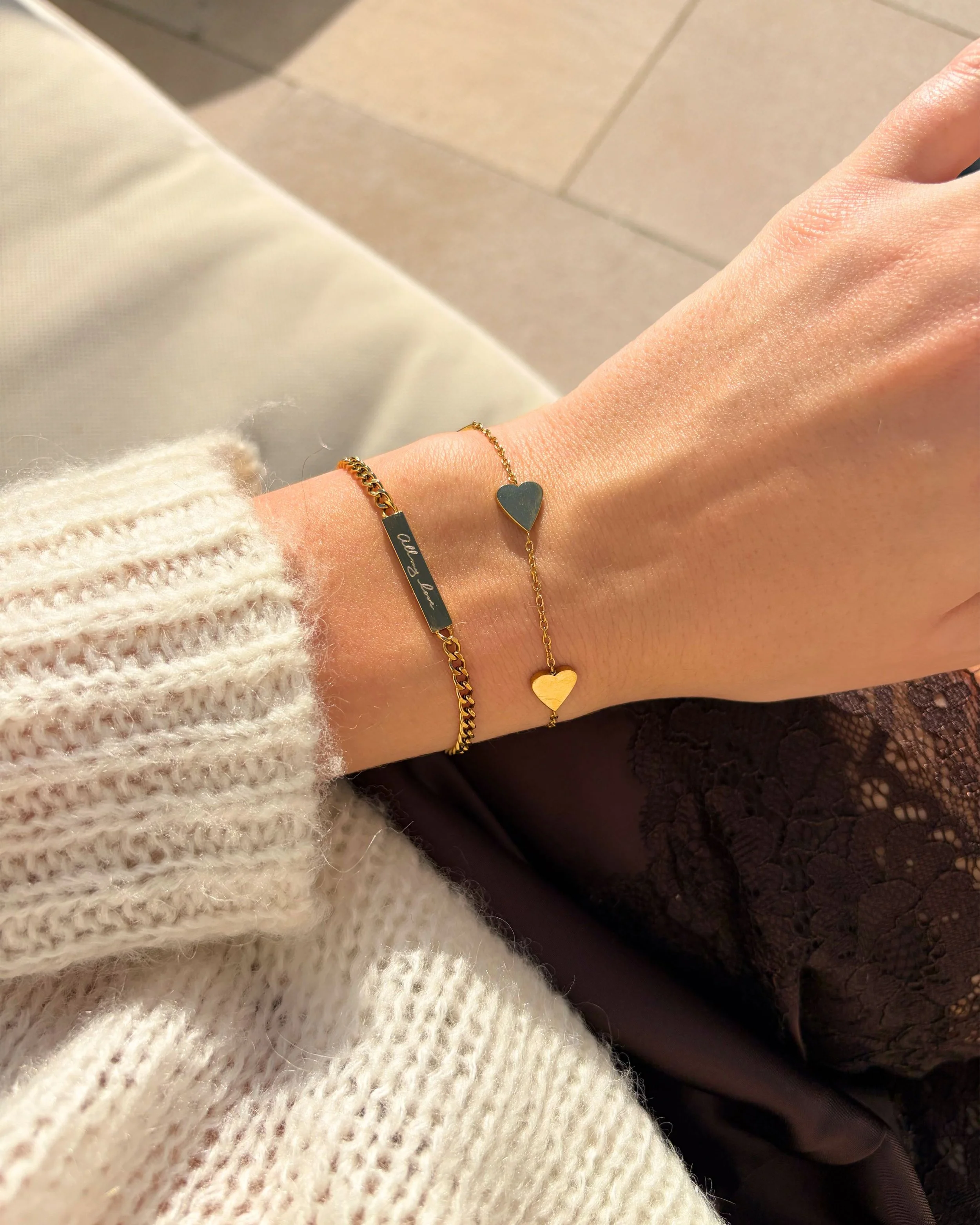 Waterproof Engravable Verona Bar Bracelet
