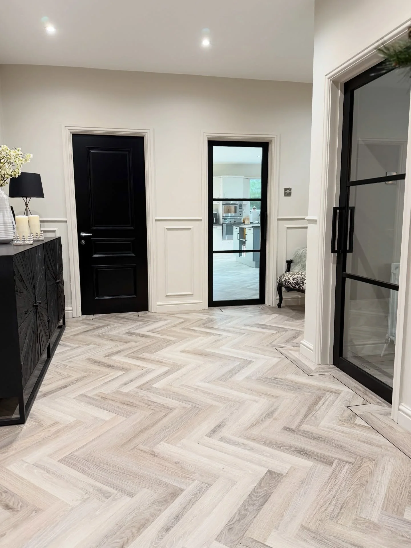 💭Dreamy Doors💭 We&rsquo;ve loved being part of this renovation at our valued customers beautiful home. It entailed designing a bespoke frame to section off a huge space into two rooms. We replicated the design of the glazed @deantauk doors to make 