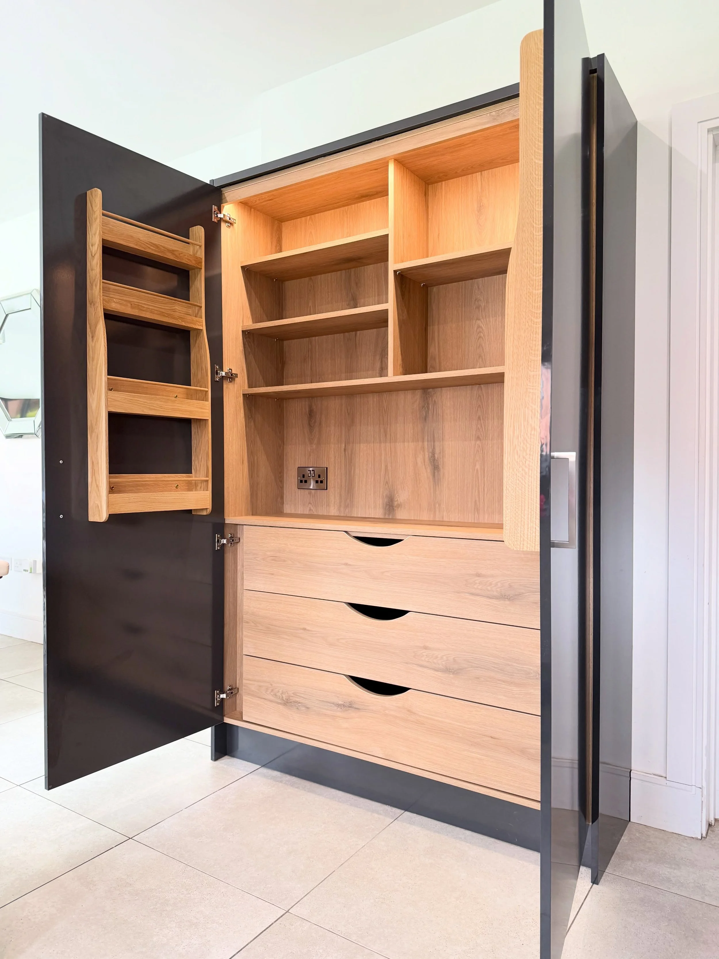 🤩The Perfect Pantry🤩! We designed, manufactured &amp; installed this bespoke pantry to meet the needs of our lovely new customers. Seamlessly blending into the kitchen with a board match on the original, giving the impression it was always there ✔️