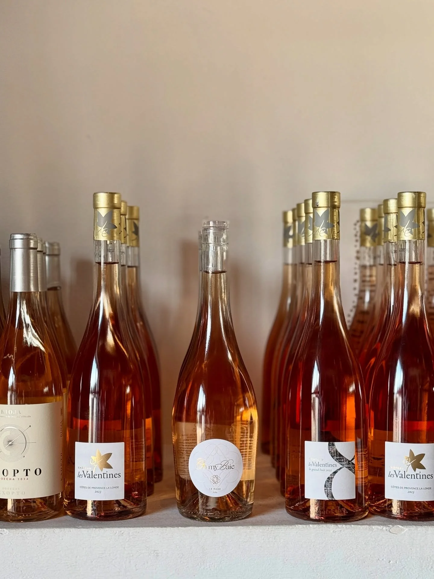 Oh my Baie shining on shelf 🌞
A big thank you to all our partners for bringing LE ROS&Eacute; 0.0% closer to you every day! 
And soon, with our new release&hellip;

~ 

Oh my Baie rayonne sur les &eacute;tag&egrave;res 🌞
Un grand merci &agrave; nos