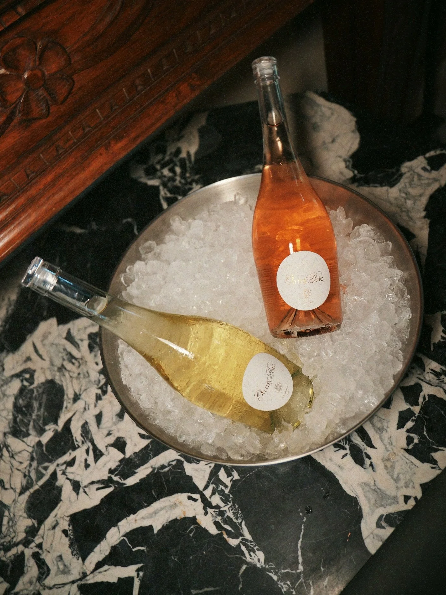 Celebrate the new year in style with our two sophisticated alcohol free cuv&eacute;es: LE BLANC &amp; LE ROS&Eacute; 0.0%

~

C&eacute;l&eacute;brez la nouvelle ann&eacute;e avec &eacute;l&eacute;gance gr&acirc;ce &agrave; nos deux cuv&eacute;es sans