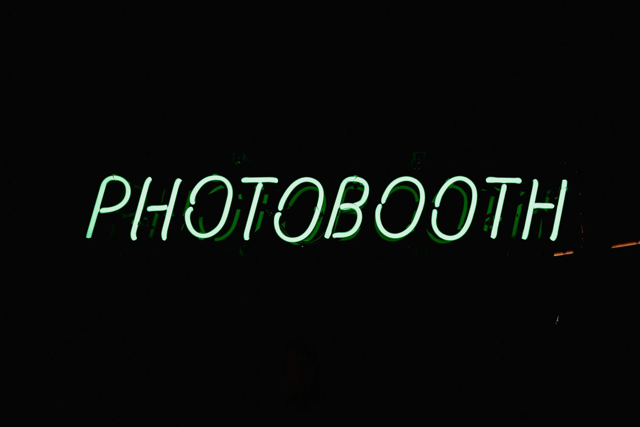 Leie Photobooth? Skap minner som varer livet ut!