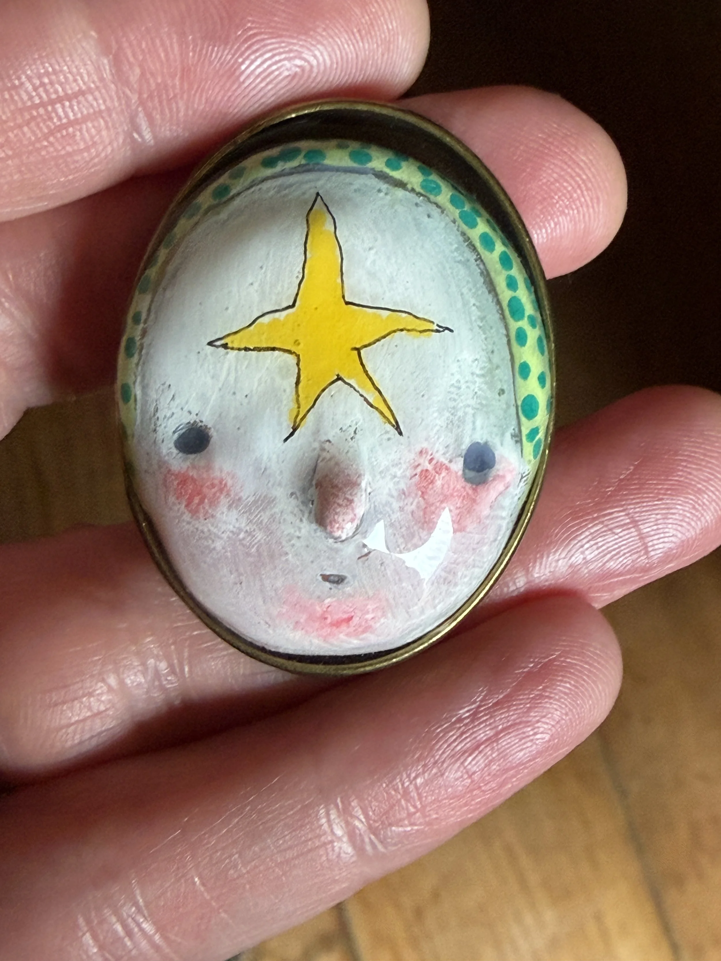 Starry Artist Face Ring