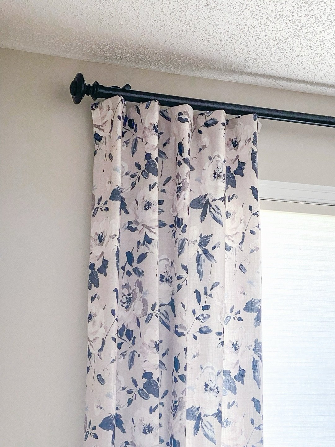 We love a good room update

Pictured is our Alendel  Betsy Ashen print paired with a 
Channel rod.

Luxury window coverings for modern living.
📲 Message us to book your free consultation.
👉 Follow for real installs &amp; design inspiration.