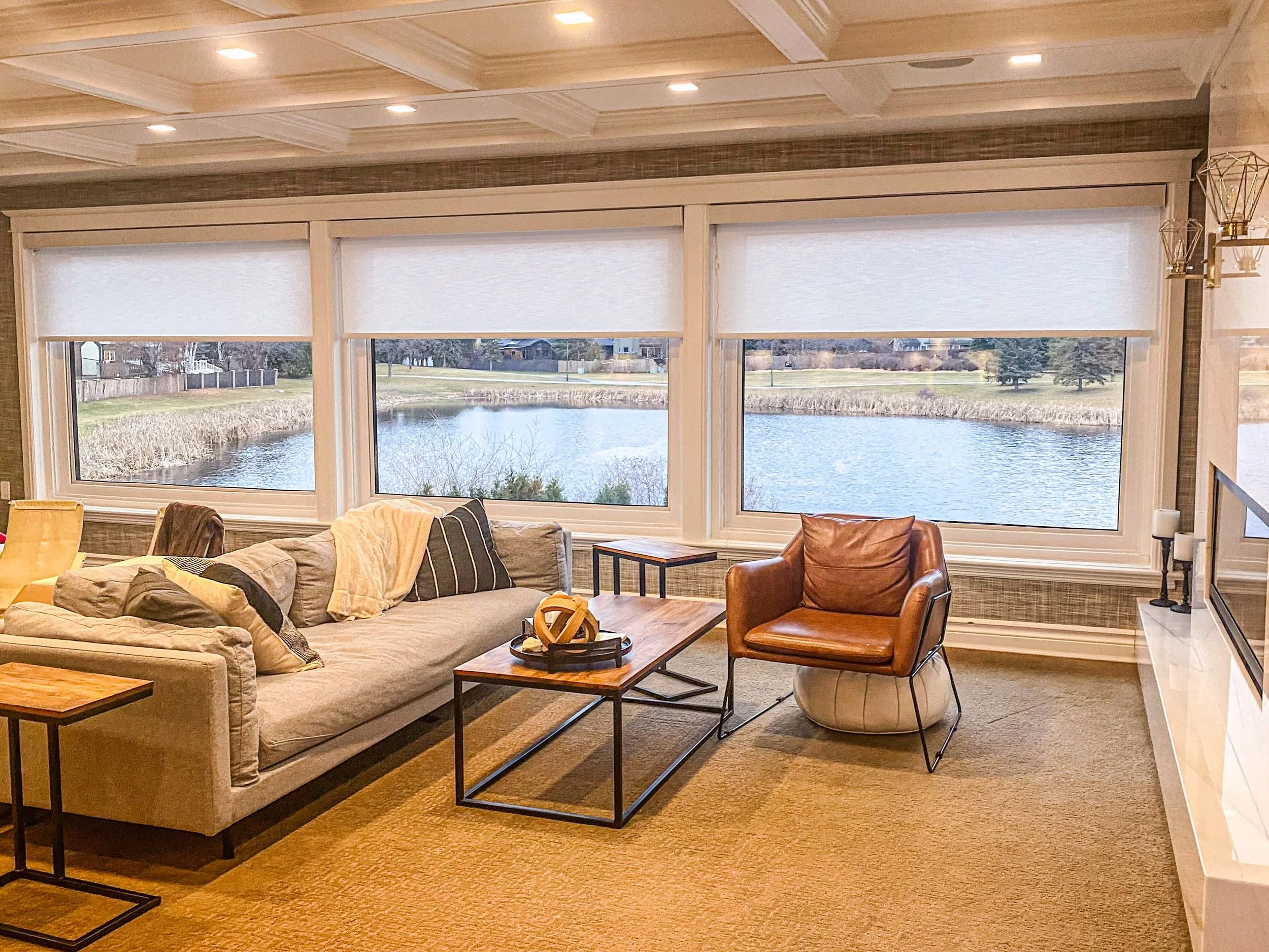 POV: You hire us, the view stayed&hellip; but the whole room changed &amp; now your home belongs in a home magazine spread 😍

*Swipe for the before us photo 

📍Serving Saskatoon &amp; Area
❤️ Always free Consultations