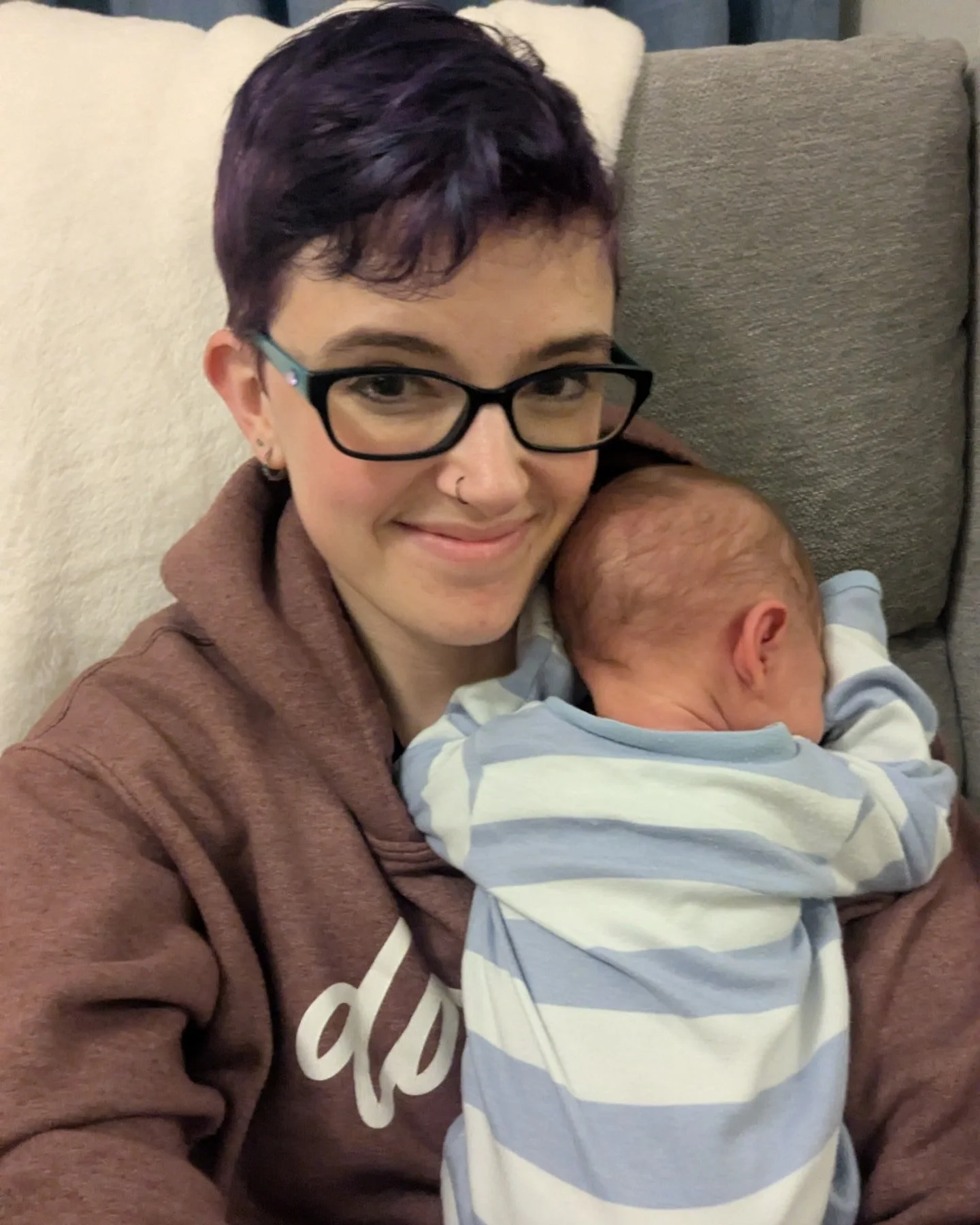 A premature baby can add a ton of unexpected obstacles to your postpartum journey. Between the even more frequent feeds, paying attention to weight gain, and keeping them safe and healthy, a doula can be an even bigger help than usual! As a postpartu