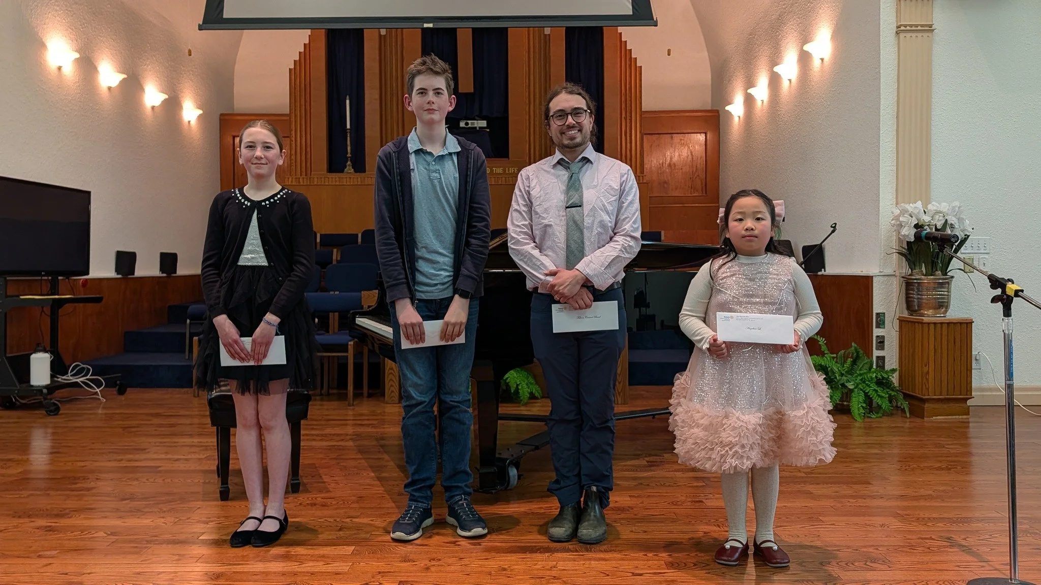 Angelica winning cash award at Quinte Rotary Star Concert