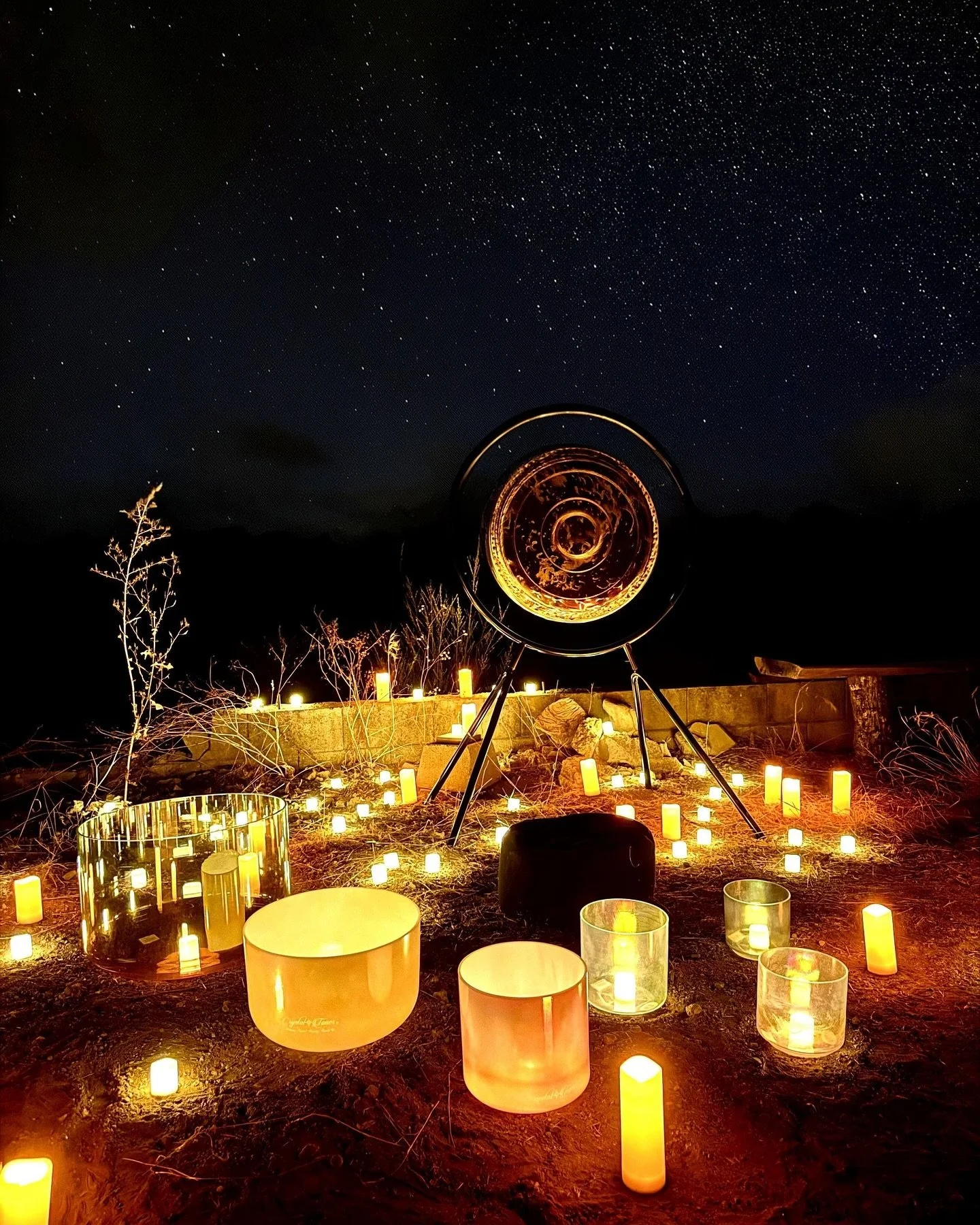 Testing a night outdoor session. Stay tuned!

#soundhealing #outdoorsoundbath