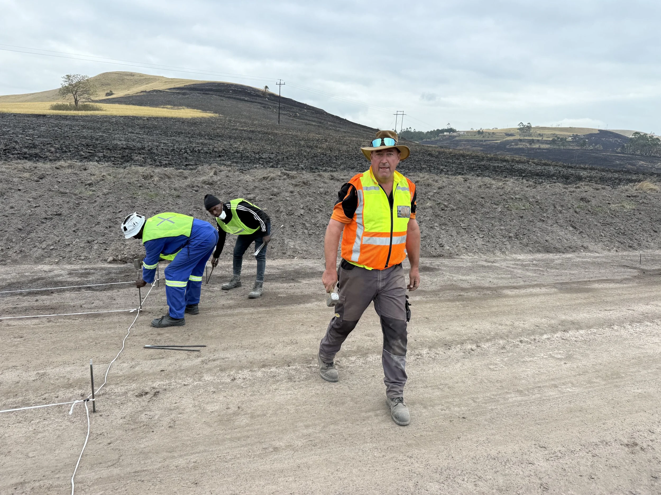Setting out the grid for cement distribution