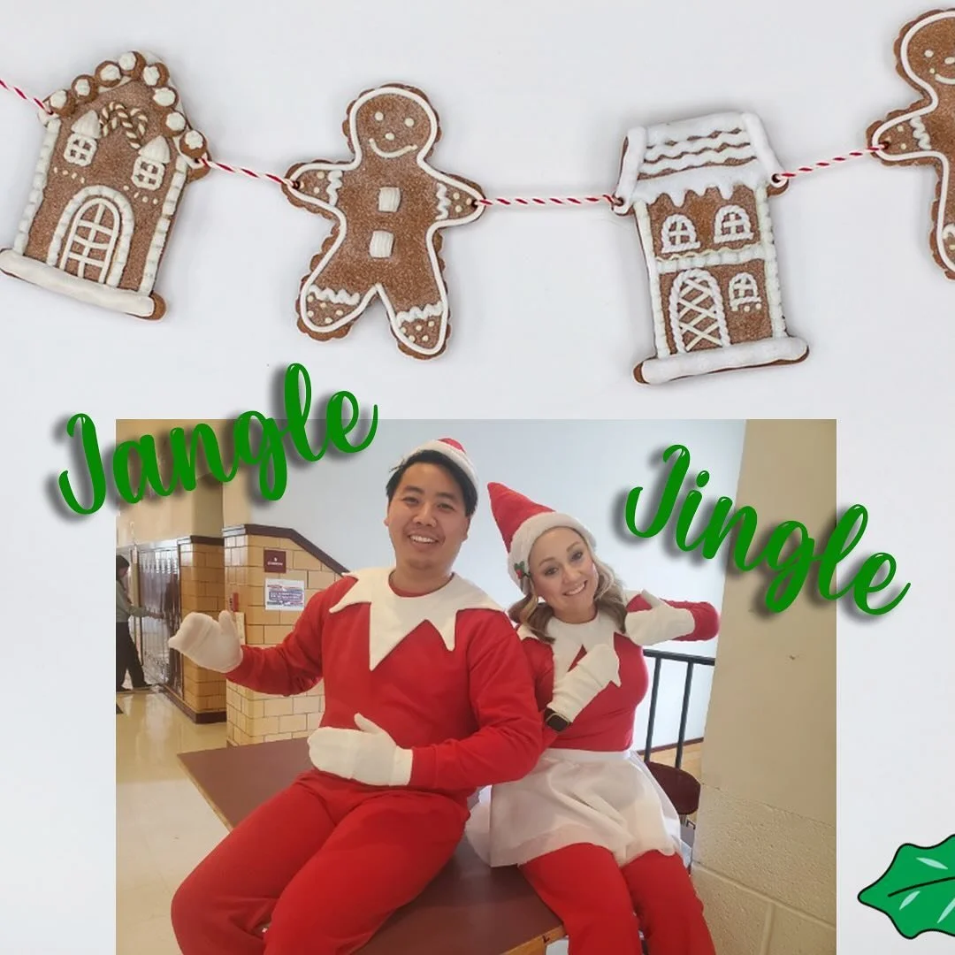 You&rsquo;ve heard of Elf on the Shelf.. Then there was Vo on the Go..🎄but have you seen Vo on the Go: Live Action?! YES!! The live action remake you didn&rsquo;t ask for is here. 😂😂 
&mdash;&mdash;
Jingle &amp; Jangle are up to no good as per usu