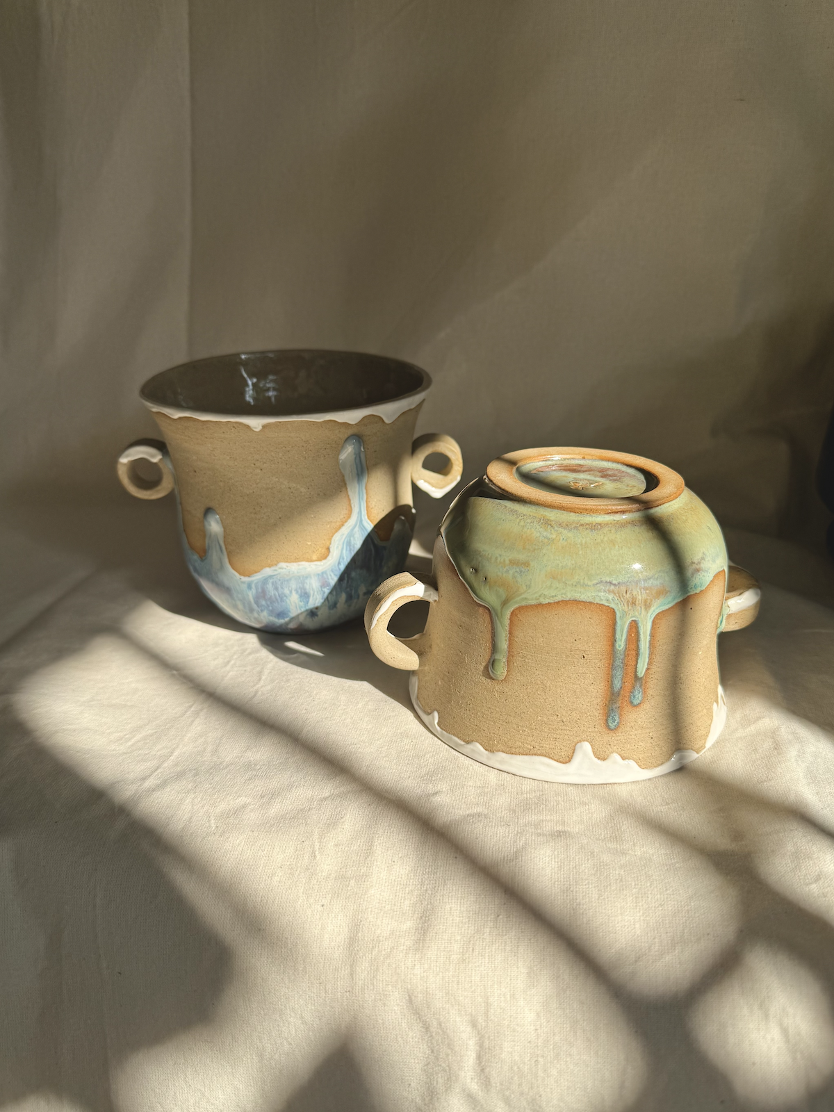 against-gravity-vases-bluegreen.png