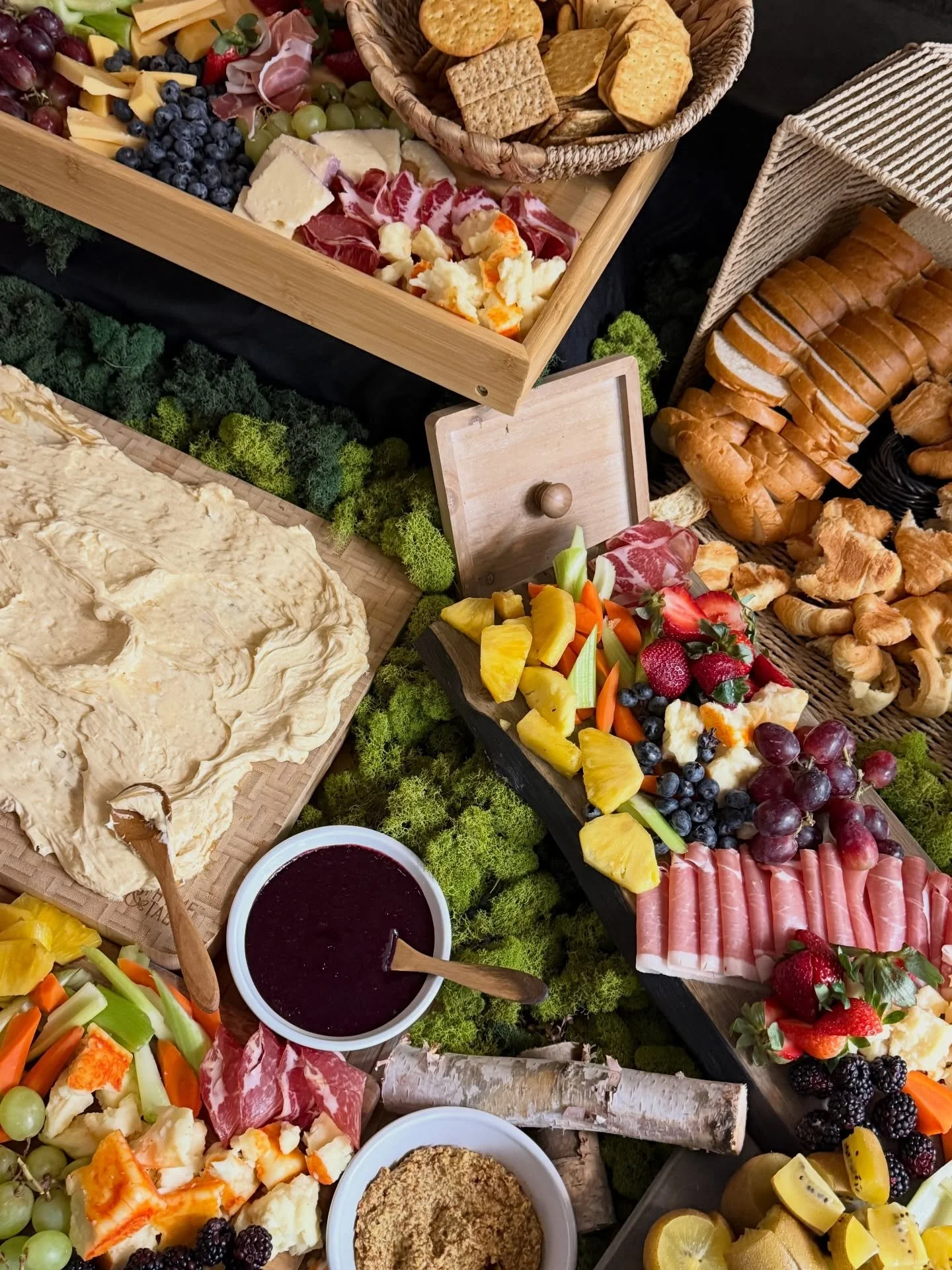 Let me handle your next girl dinner

Share your big moments together

#charcuterie #grazingtable #greenvillesc #weddingcaterer #girldinner