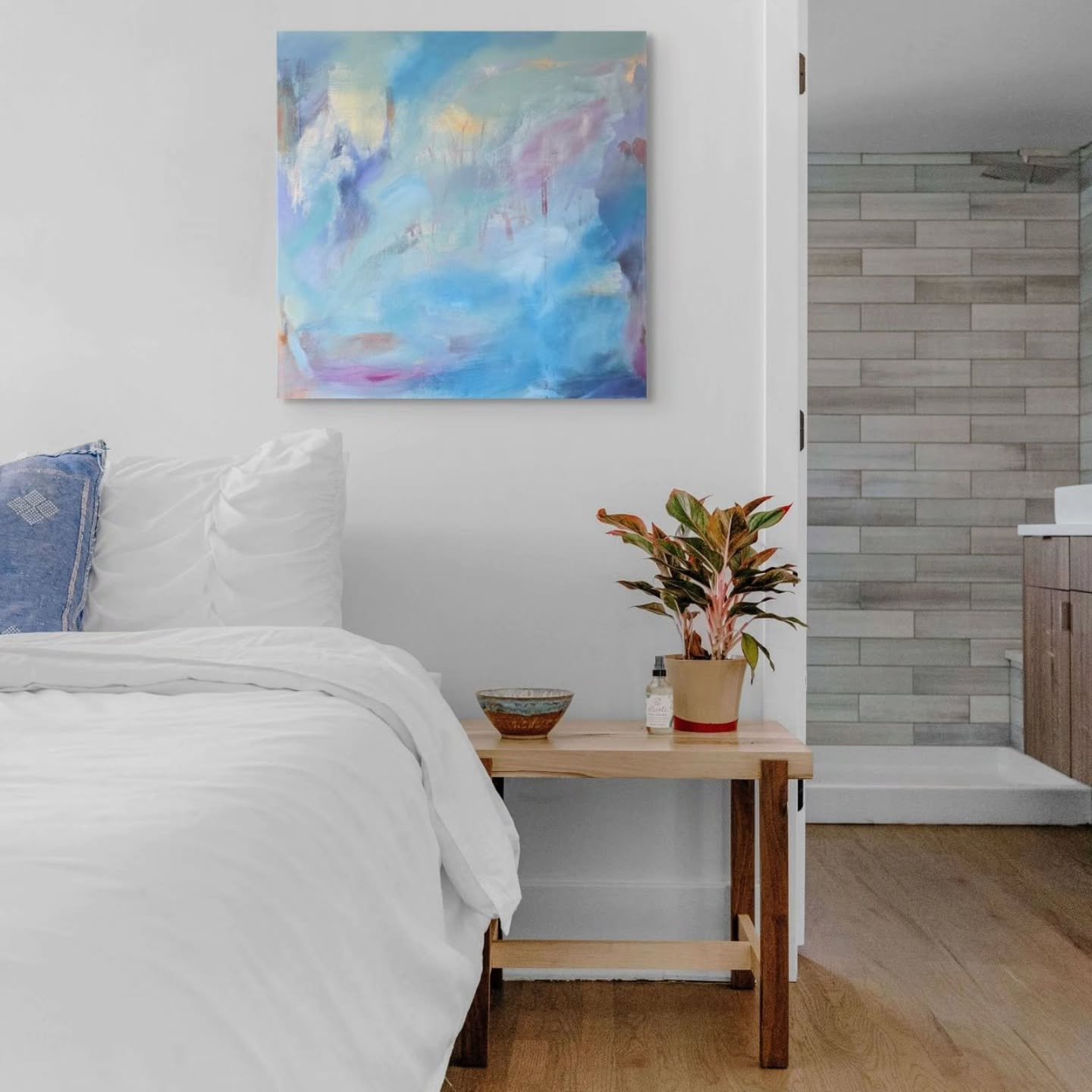 If you like abstract paintings and love soft blues, this one may be for you. 🩵

This 60 x 60cm original is now available in my website shop which you can find the link for in my bio. 🙂

#australianhome #abstractaustralianart #bluepaintings #calm #p