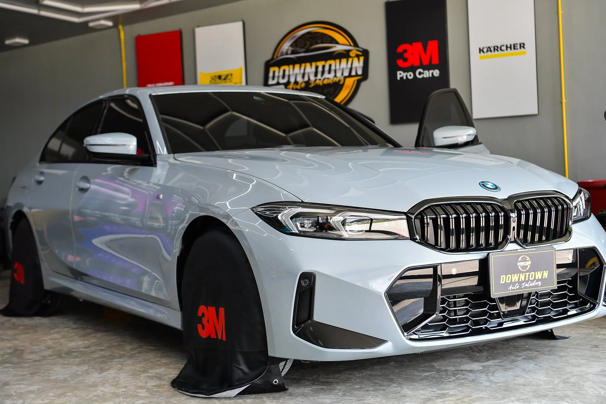 Downtown BMW Portfolio-0801.jpg