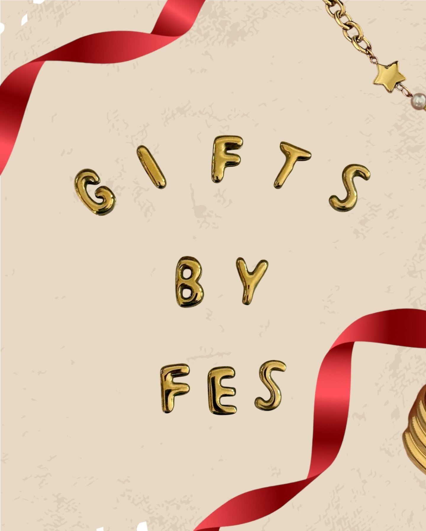 Consider your holiday shopping... handled!✨

The gift guide is here!🤩
Personalized pieces and everyday jewelry styles all under $30!🎄

*We offer delivery over $25 and shipping over $60

Gift a loved one and yourself this holiday season!💛