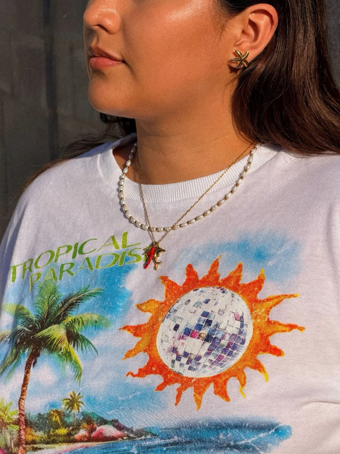Vibes this summer >>> 🌺🐬🧡🌊✨

Summer Sunset is LIVE 🪩☀️ 
foreternityshop.com