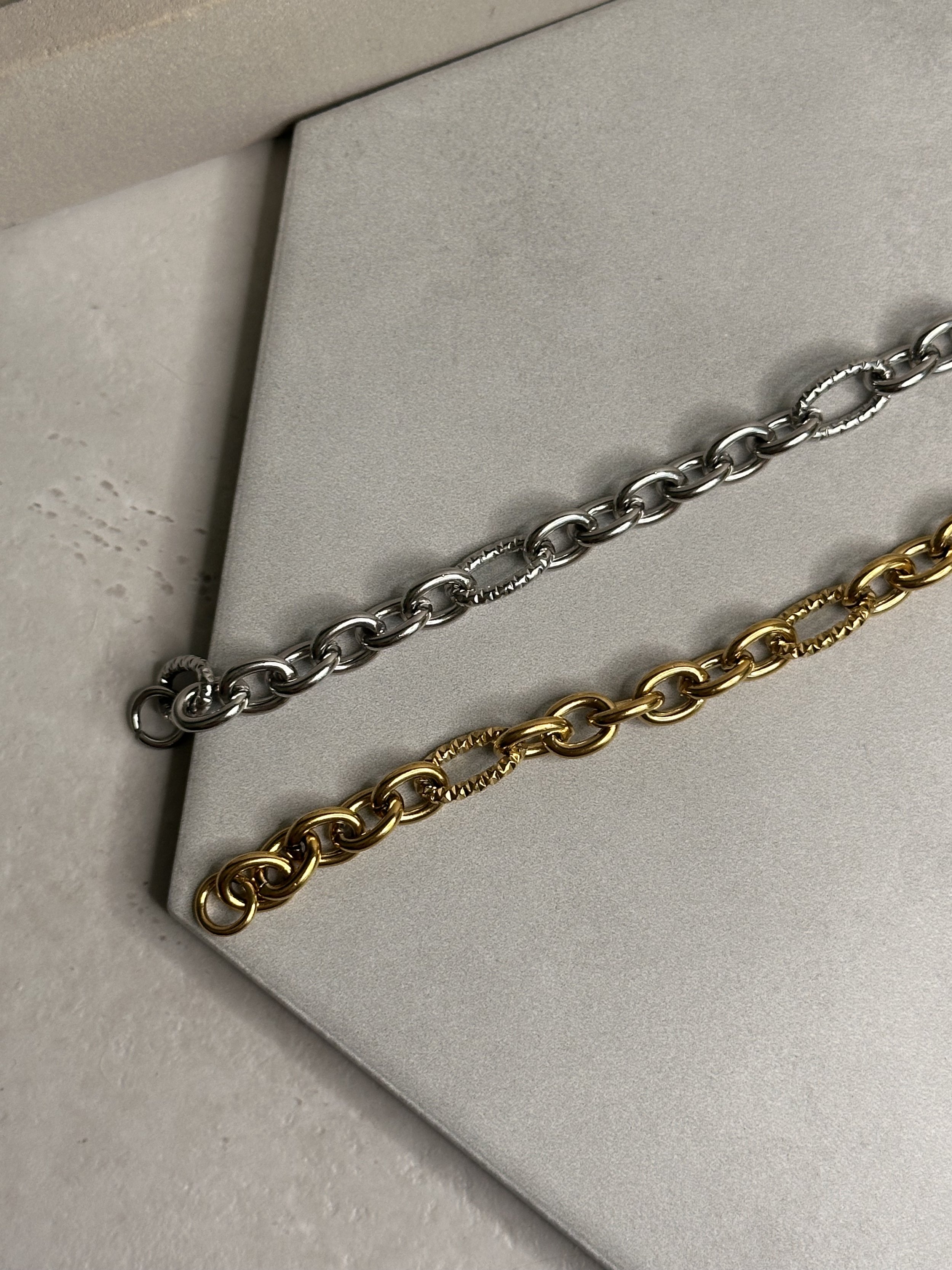 Scarlet Bracelet