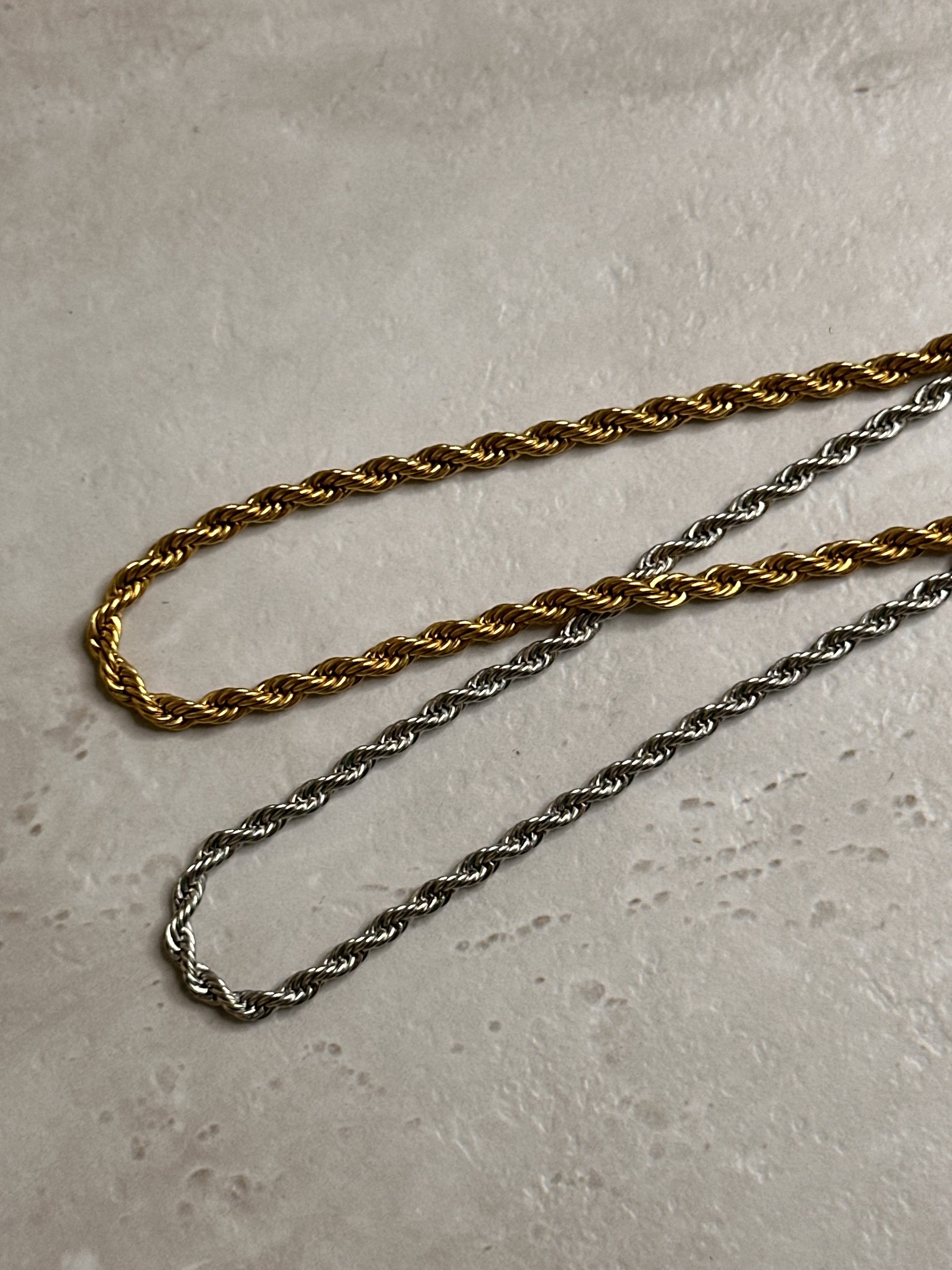 Noah Necklace