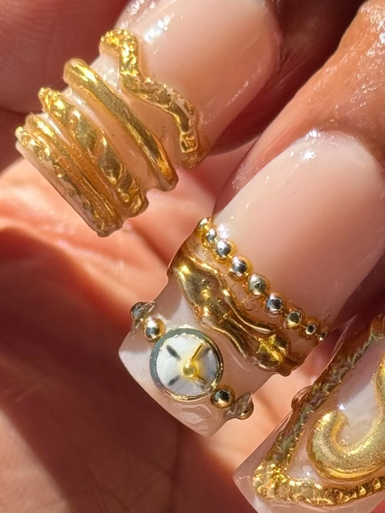 First attempt at the bangle nail trend and I&rsquo;m in love 🥹💕 

&bull;
&bull;
&bull;
&bull;
&bull;
&bull;
#nails #milwaukeenailartist #nailart #naillover #gelnails #nailsnailnails #gangstacryl #nailsofinstagram #nailaddict #mkenailtech #milwaukee