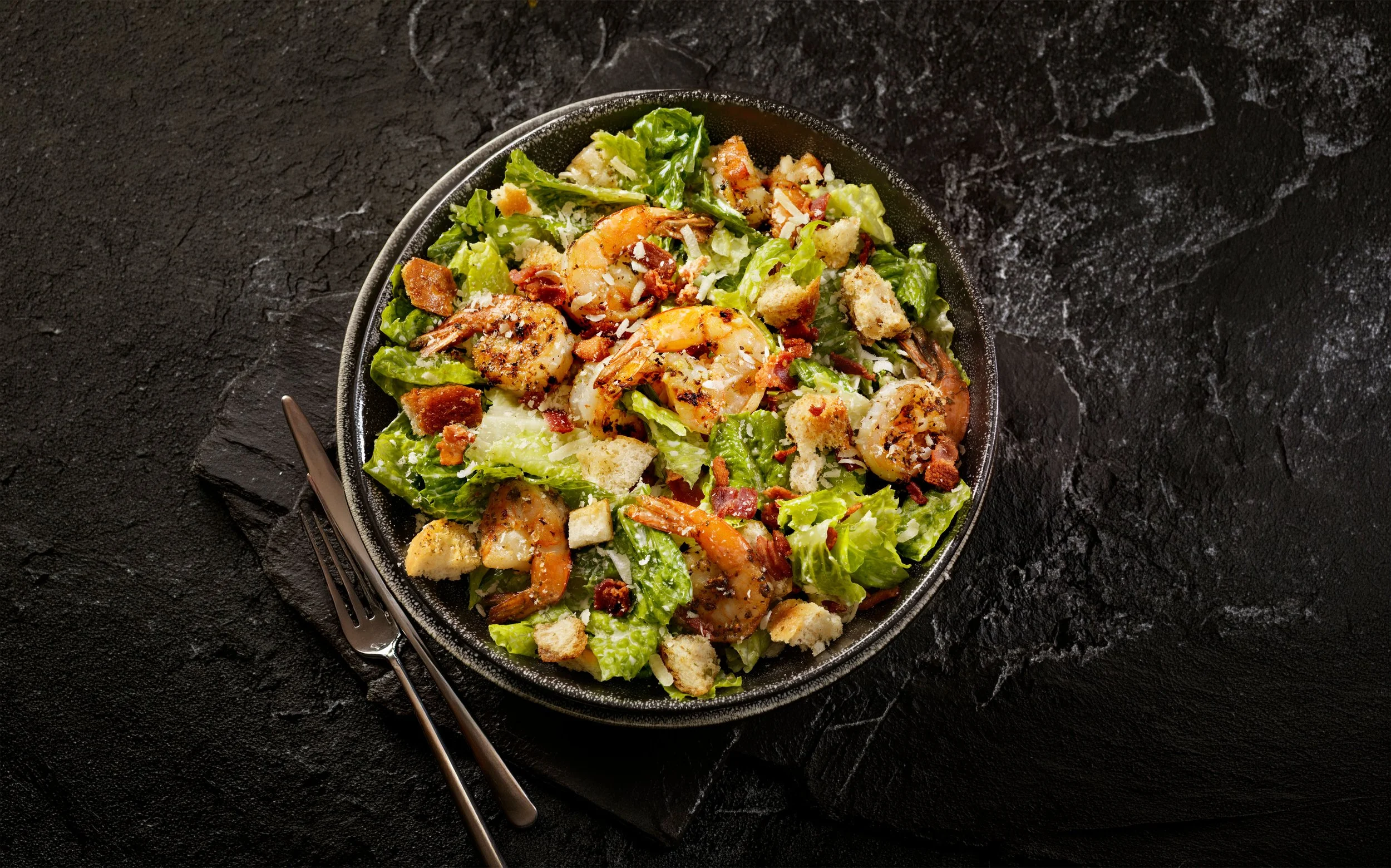 Caesar salad met scampi