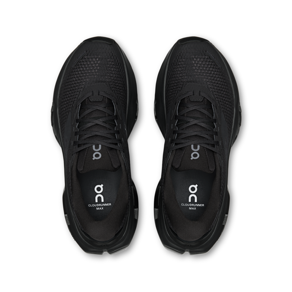 Create Small PNG-3WG30161043-cloudrunner_3_max-fw26-black_black-w-1x1-g2.png