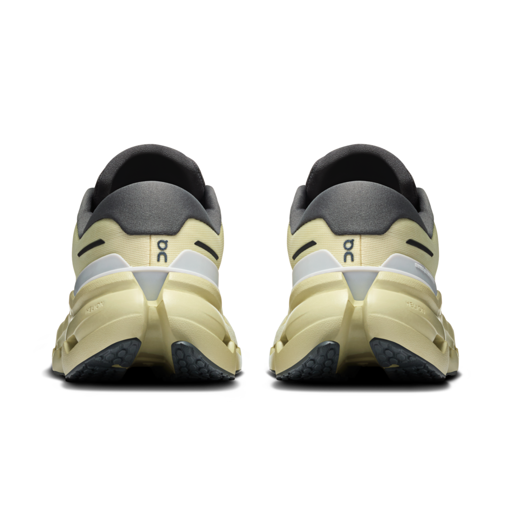 Create Small PNG-3WG10086044-cloudrunner_3_waterproof-fw26-pollen_haze-w-1x1-g5.png