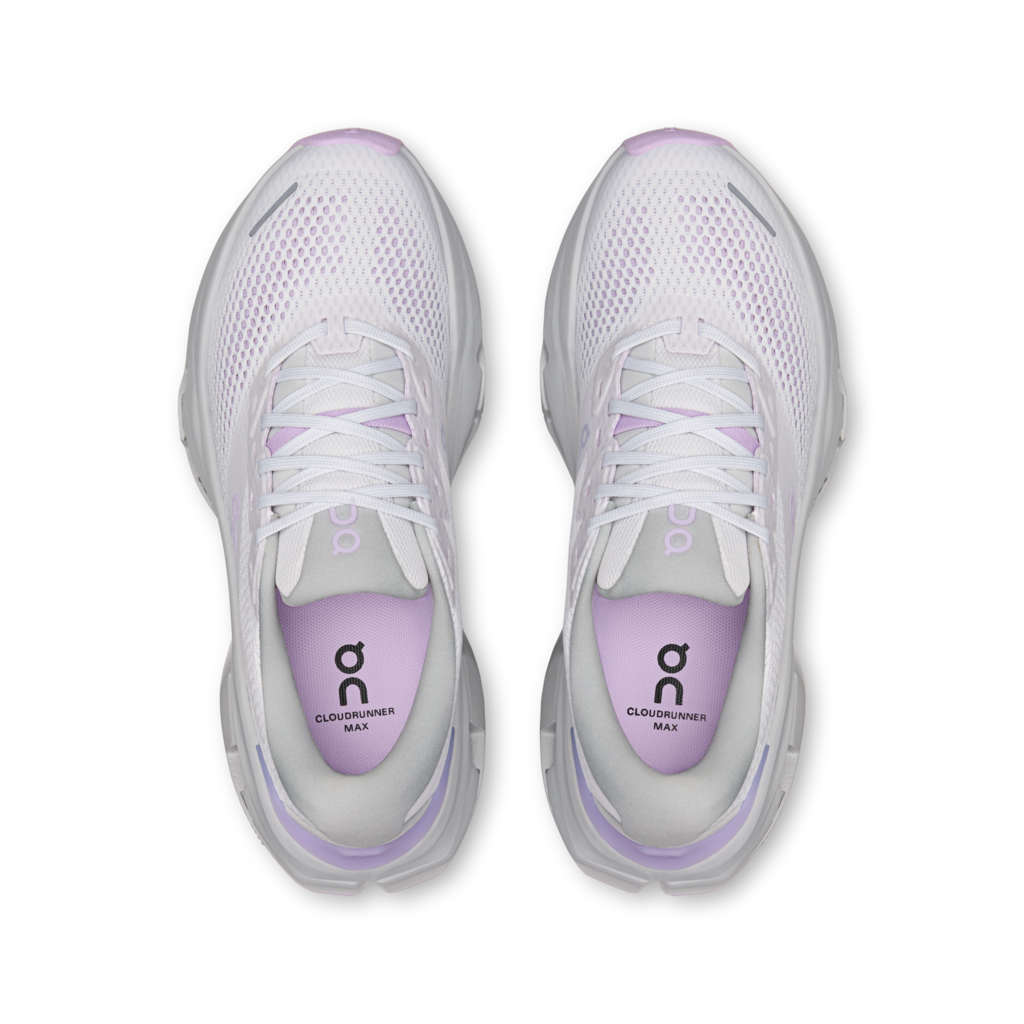 Create Small PNG-3WG30165399-cloudrunner_3_max-fw26-frost_verbana-w-1x1-g2.png