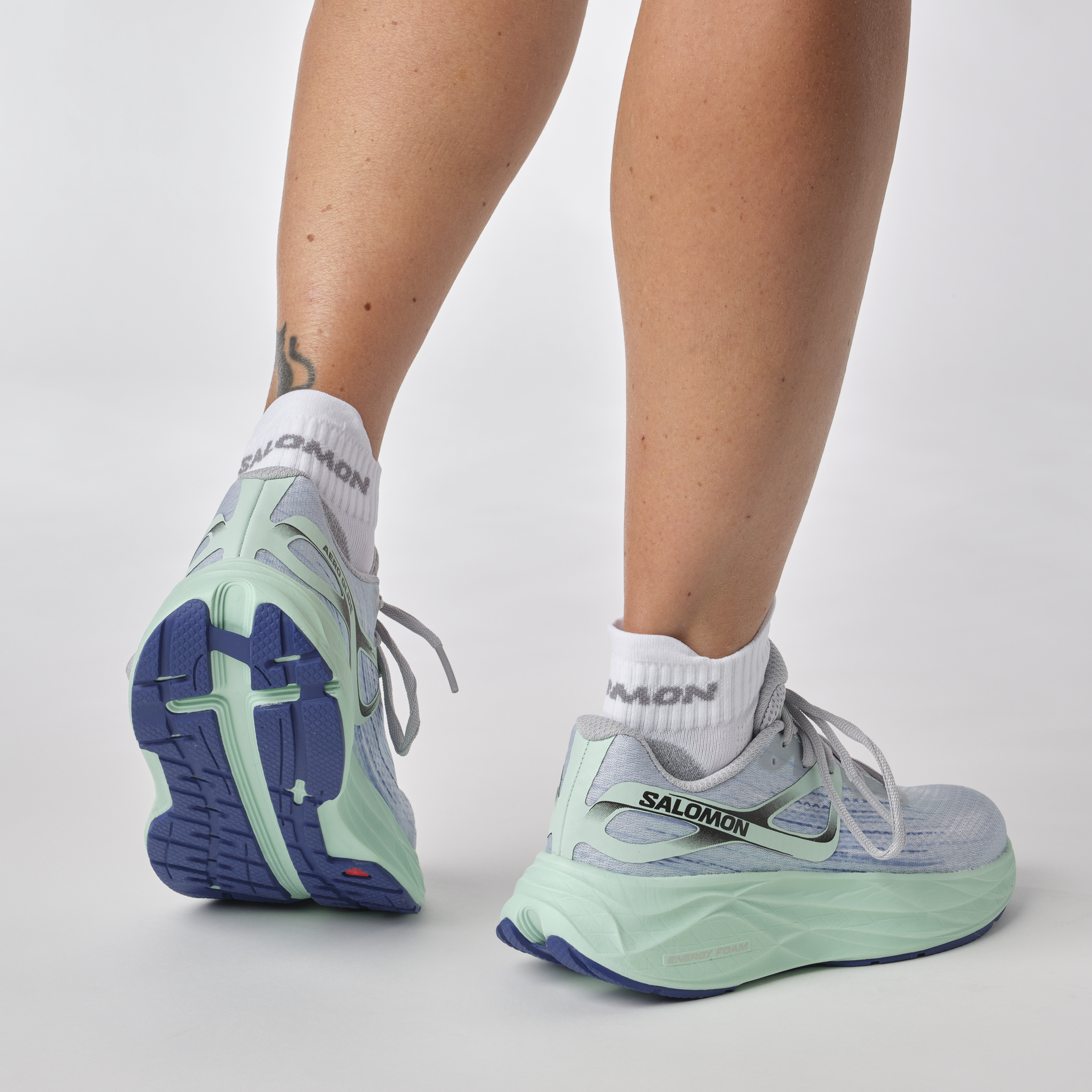 L47123200_1_MOD_AERO GLIDE WOMENPearl Blue_Yucca_Clematis Blue.png