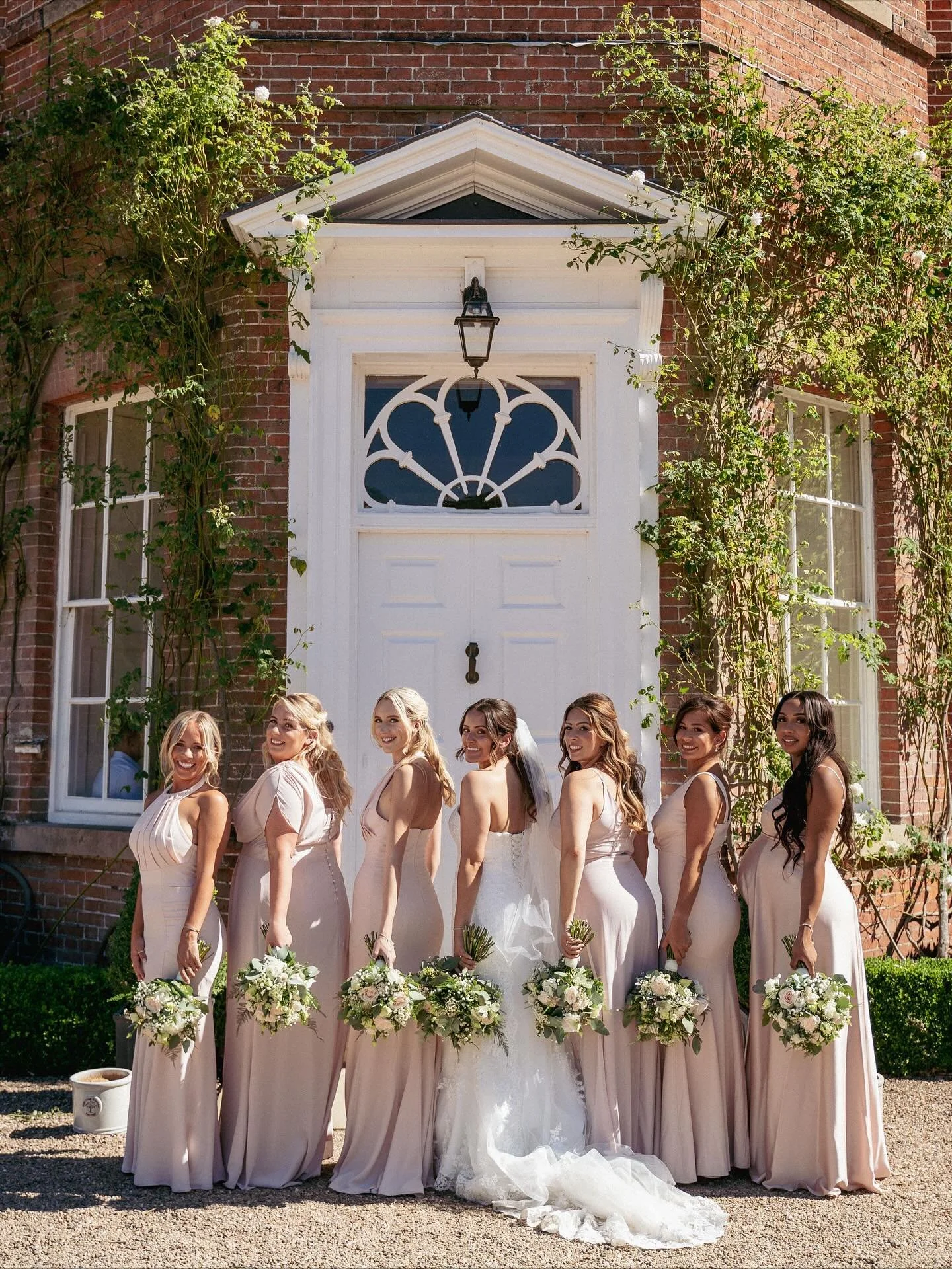 Wedding morning prep with Georgia &amp; her girls.

Wearing blush pink shades with neutral bouquets in the grounds of the private estate in Nottingham on one of the hottest days of the year. 

A relaxed bridal suite with good vibes, baby bumps and be