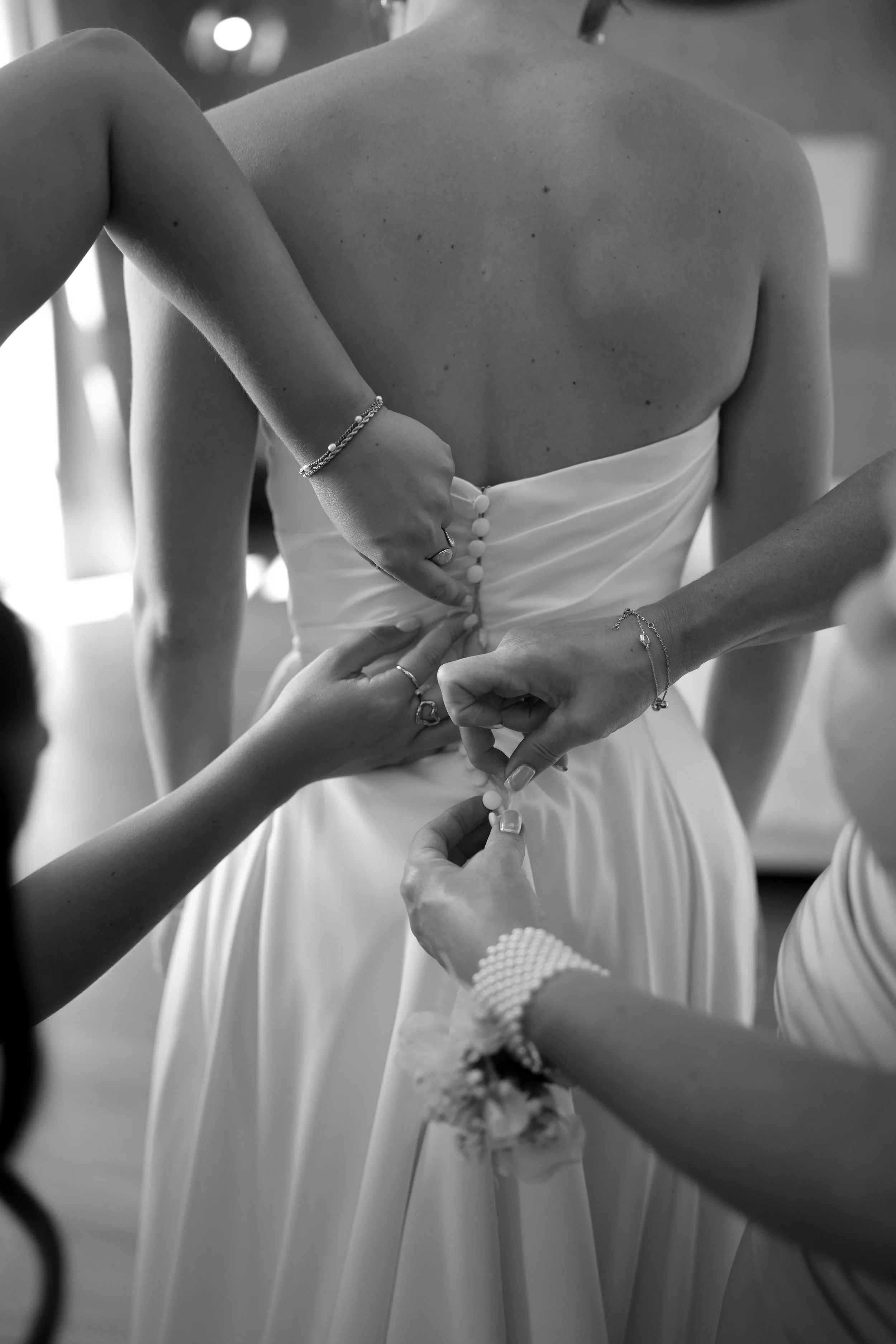 algarve-palace-wedding-bridal-dress-details-prep.jpg