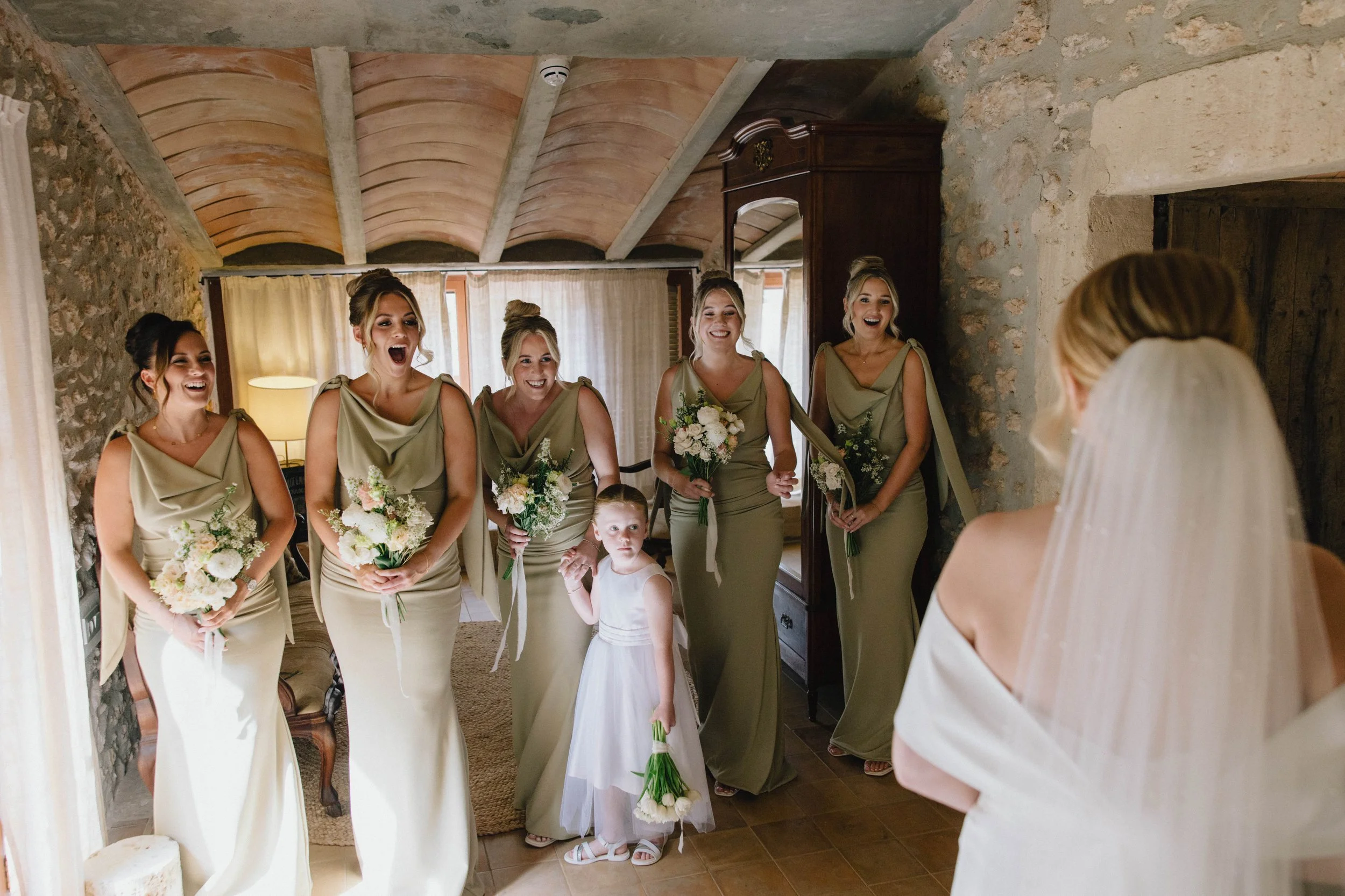 finca-son-sampol-bridesmaids-first-look.jpg