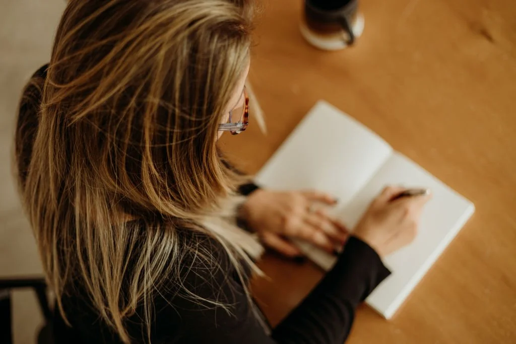Crescita personale vs sviluppo personale: la differenza che cambia tutto.