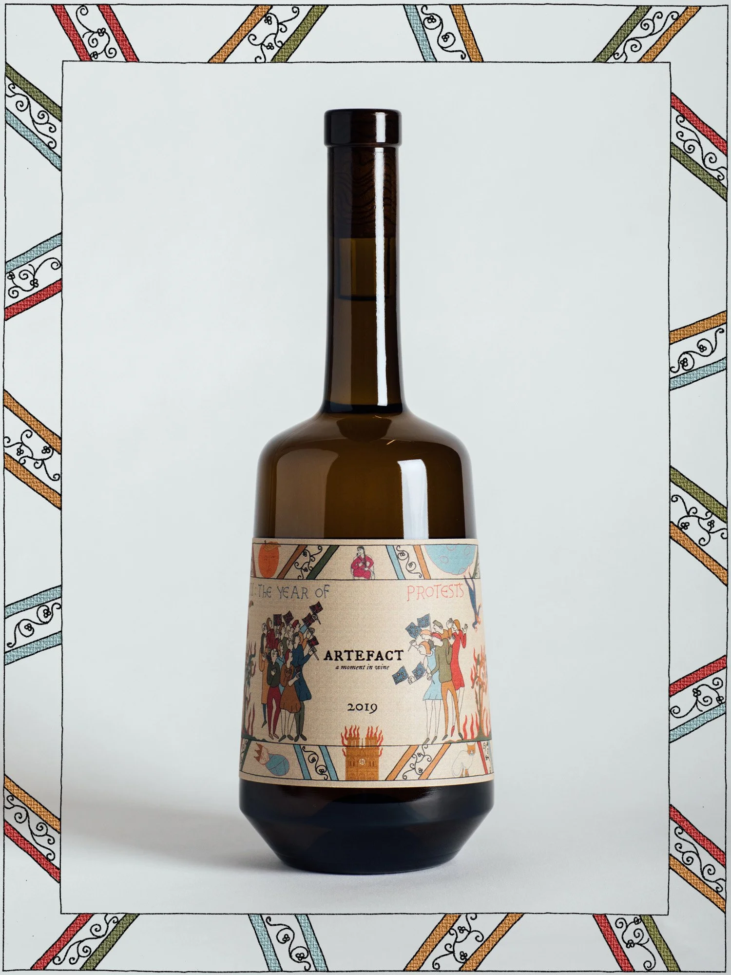 Artefact Wine A Moment in Wine 2019 Bacchus Bottle Bayeux Tapestry Label Image 1