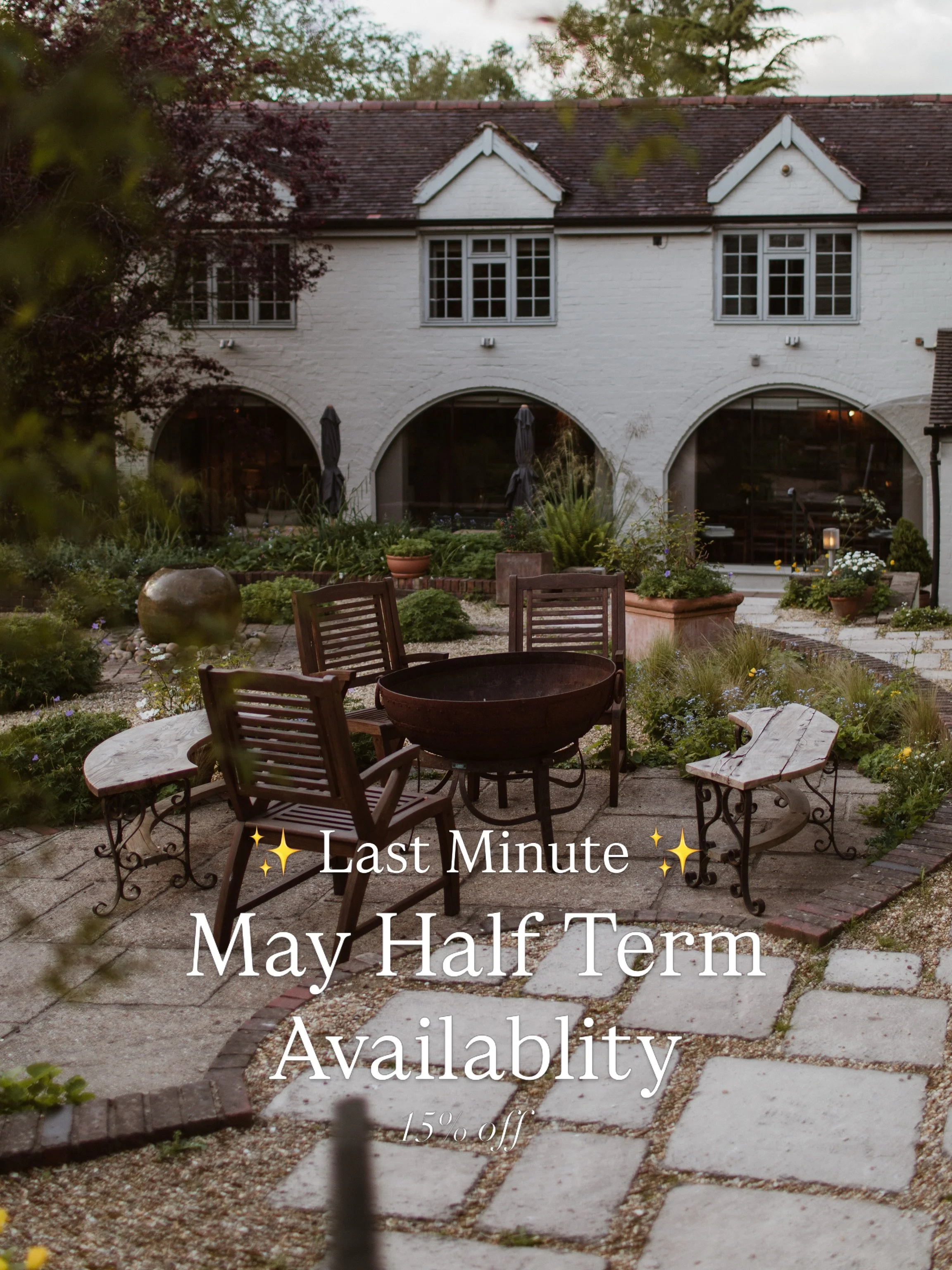 Looking for the perfect last minute May half-term escape? 🌿✨ 

Stay at the beautiful Dinham Weir House in Ludlow &mdash; where riverside views, fresh countryside air, and space to unwind come together ✨ 

💫 Sleeps 12 &mdash; perfect for family gath