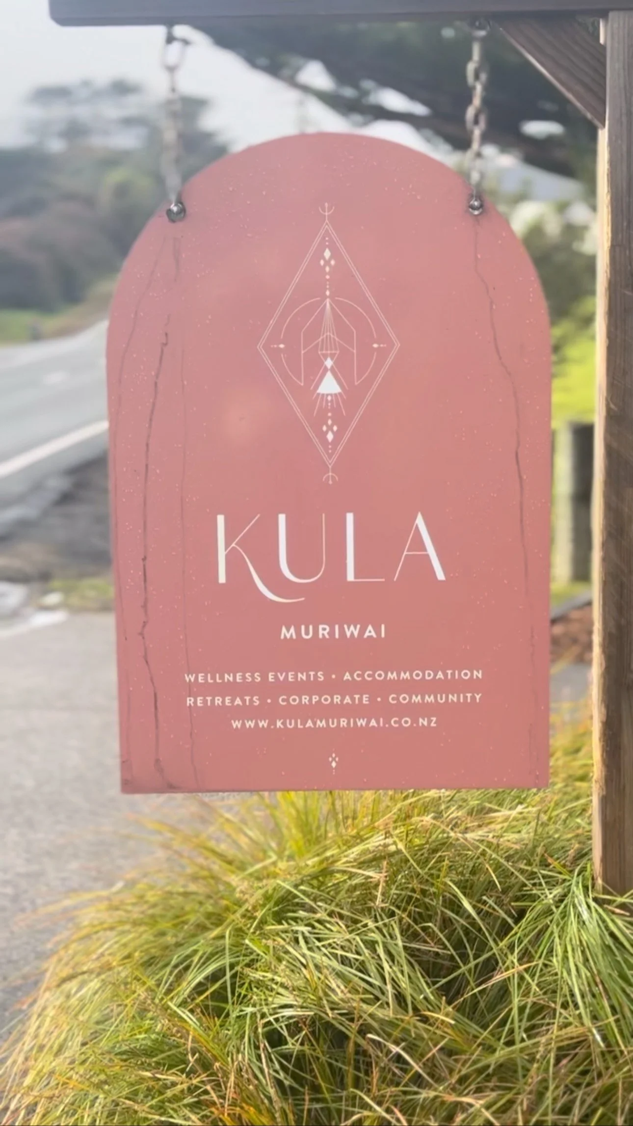 Another intensive wrapped up at @kulamuriwai 🌊🔥 A powerful mix of EMDR, boxing, sauna & ice baths, and surfing with @muriwaisurfschool – mind, body & soul reset 🙌 #TurningTides #EMDR #TraumaRecovery #SurfTherapy #Resilience