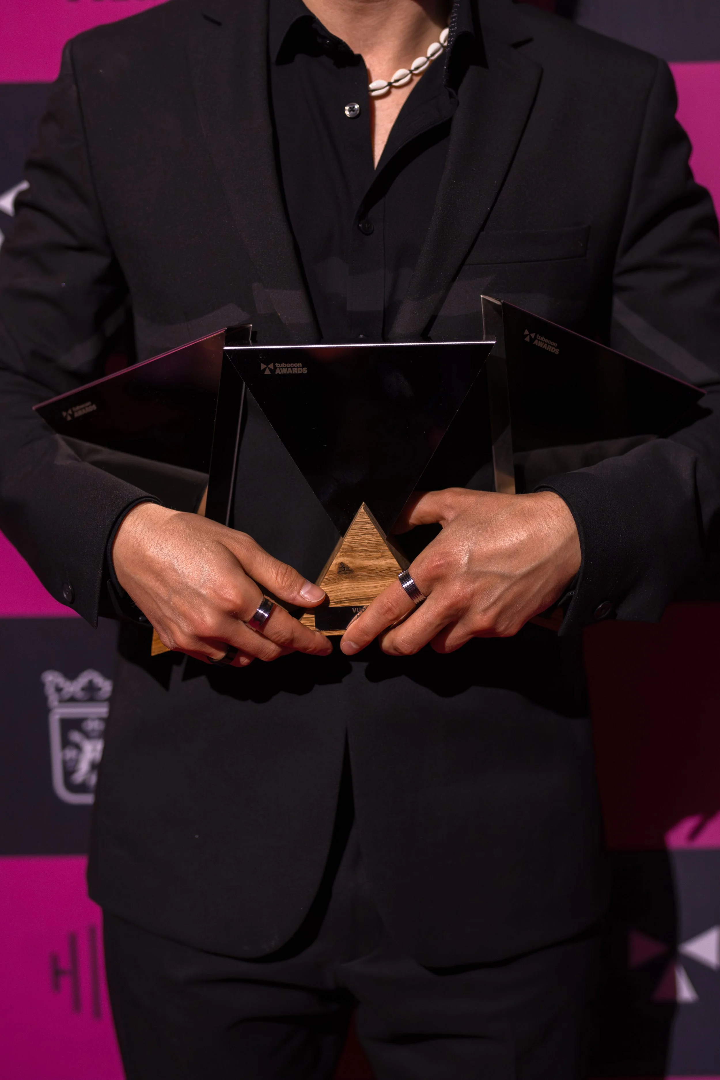weksi, henry weckström kolme palkintoa tubecon awardsissa
