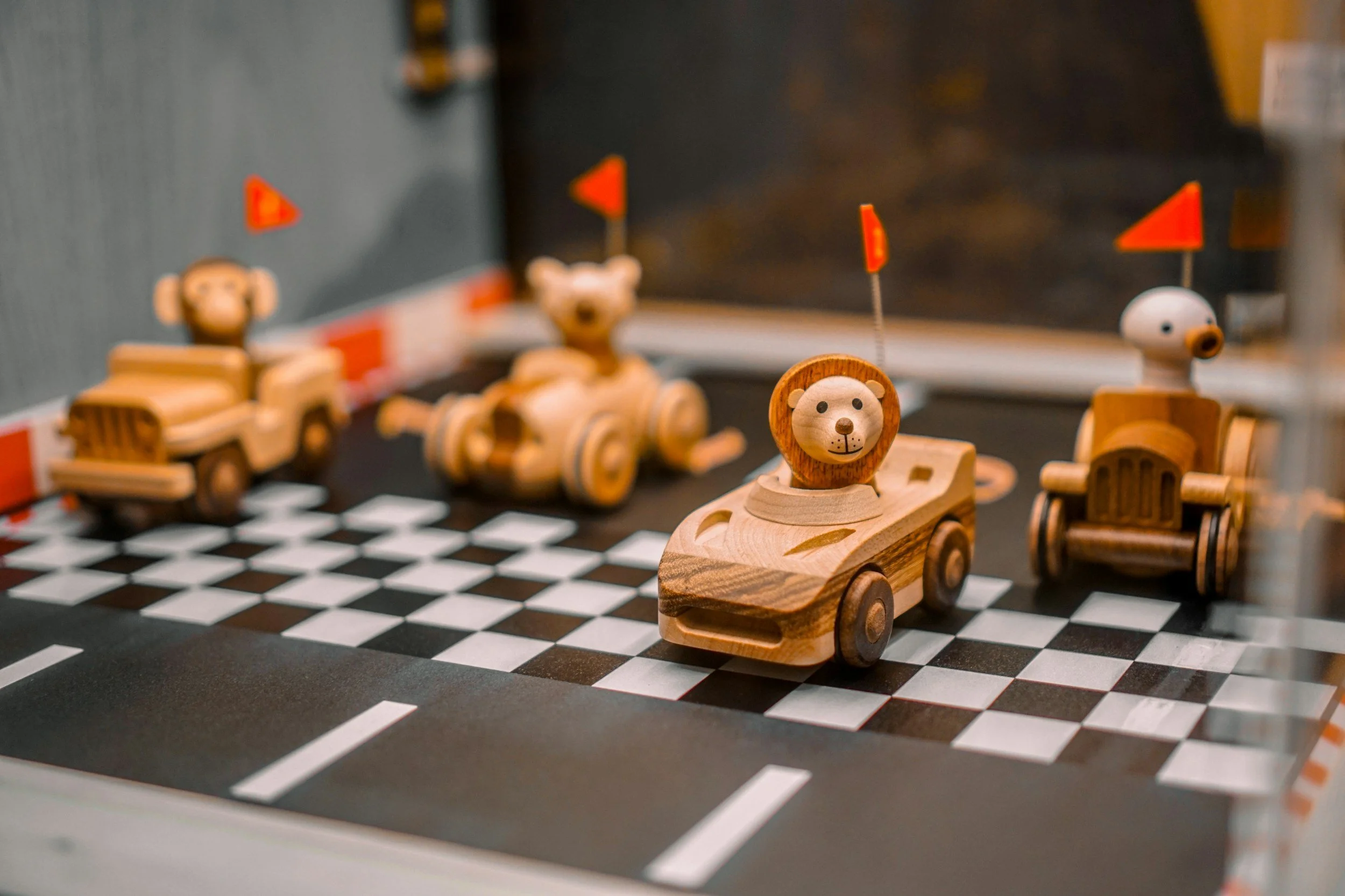 Waarom houten speelgoed ideaal is voor baby’s en peuters: duurzaam, veilig én leerzaam