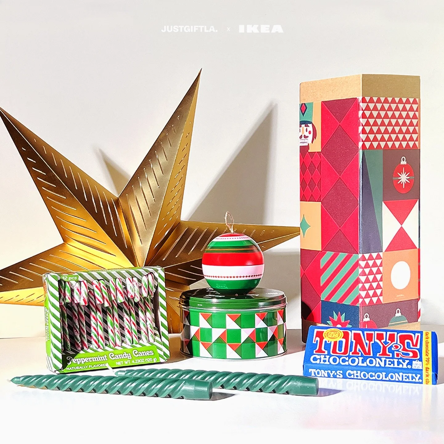 LIGHTSTRIKE is minty-sweet, chocolate-rich, candle-warm, and loud with holiday cheer. Basically Christmas shouting &ldquo;SURPRISE!&rdquo; 🎄

Slide in quick before the shelves go &ldquo;poof.&rdquo; (link hiding in the bio!)