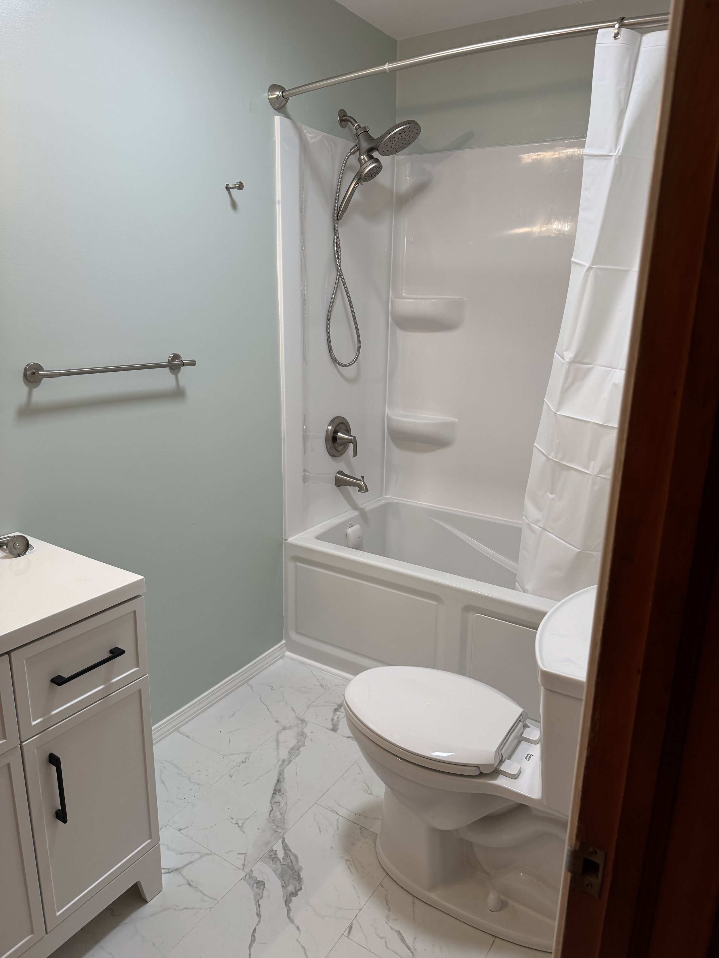 Bathroom Remodel | Towel Bar Install | Toilet Install | New Bathroom Vanity Install | Bathroom Faucet | Shower Head Replacement | Shower Curtain Install | Fort Wayne | Bluffton | Central Indiana