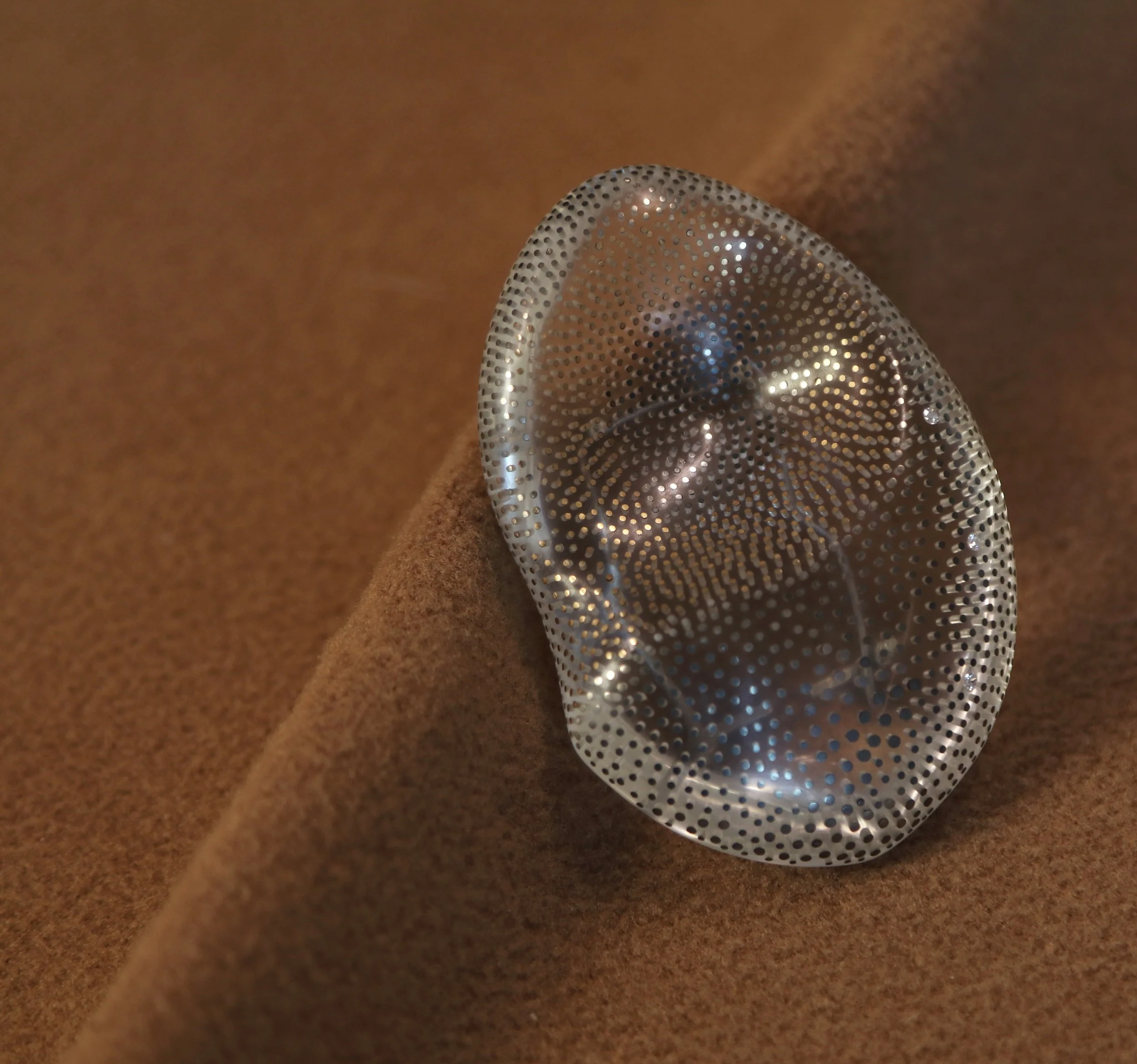 chroma brooch 2.jpg
