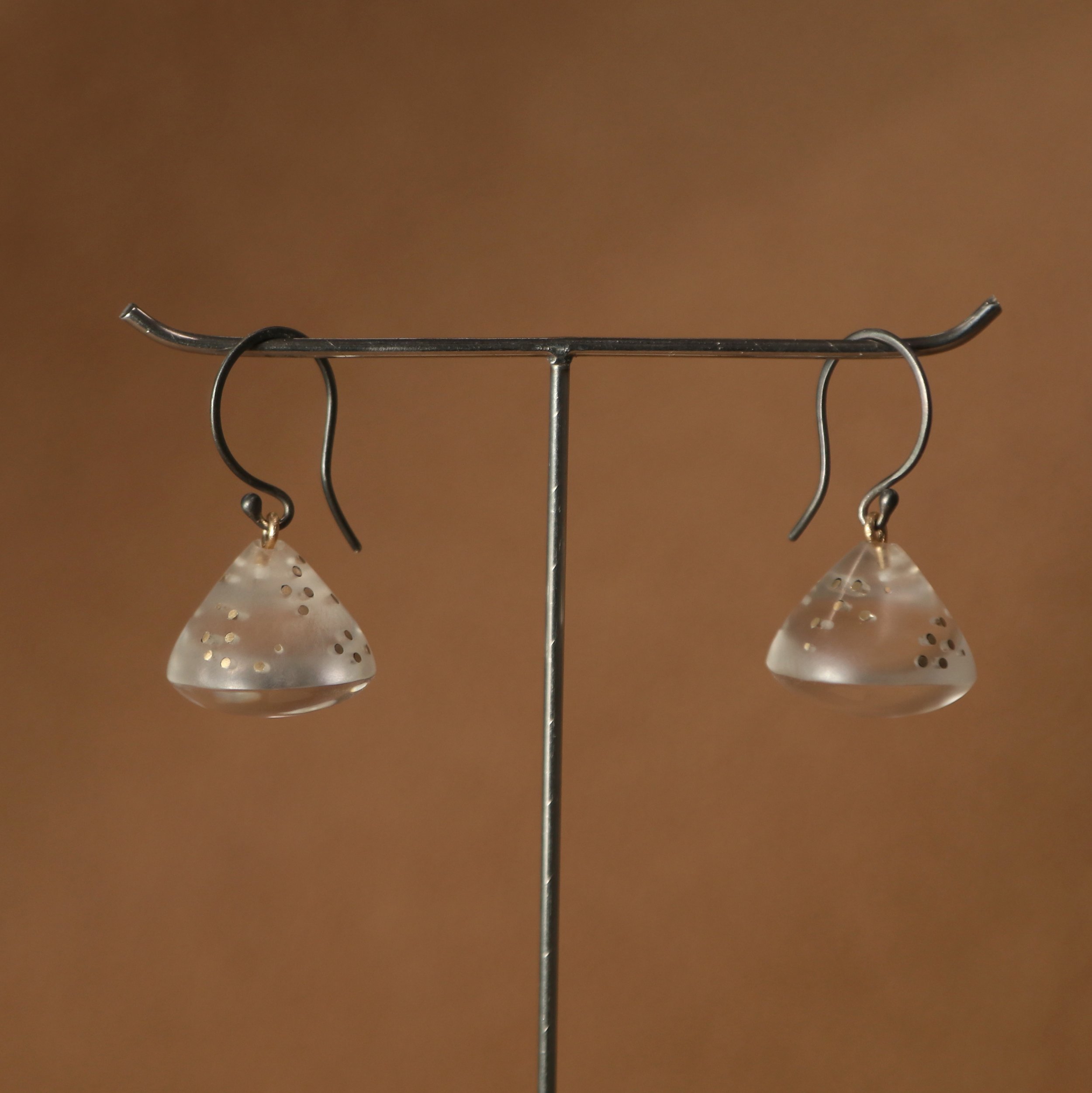 solo jelly drops silver stand 2.jpg