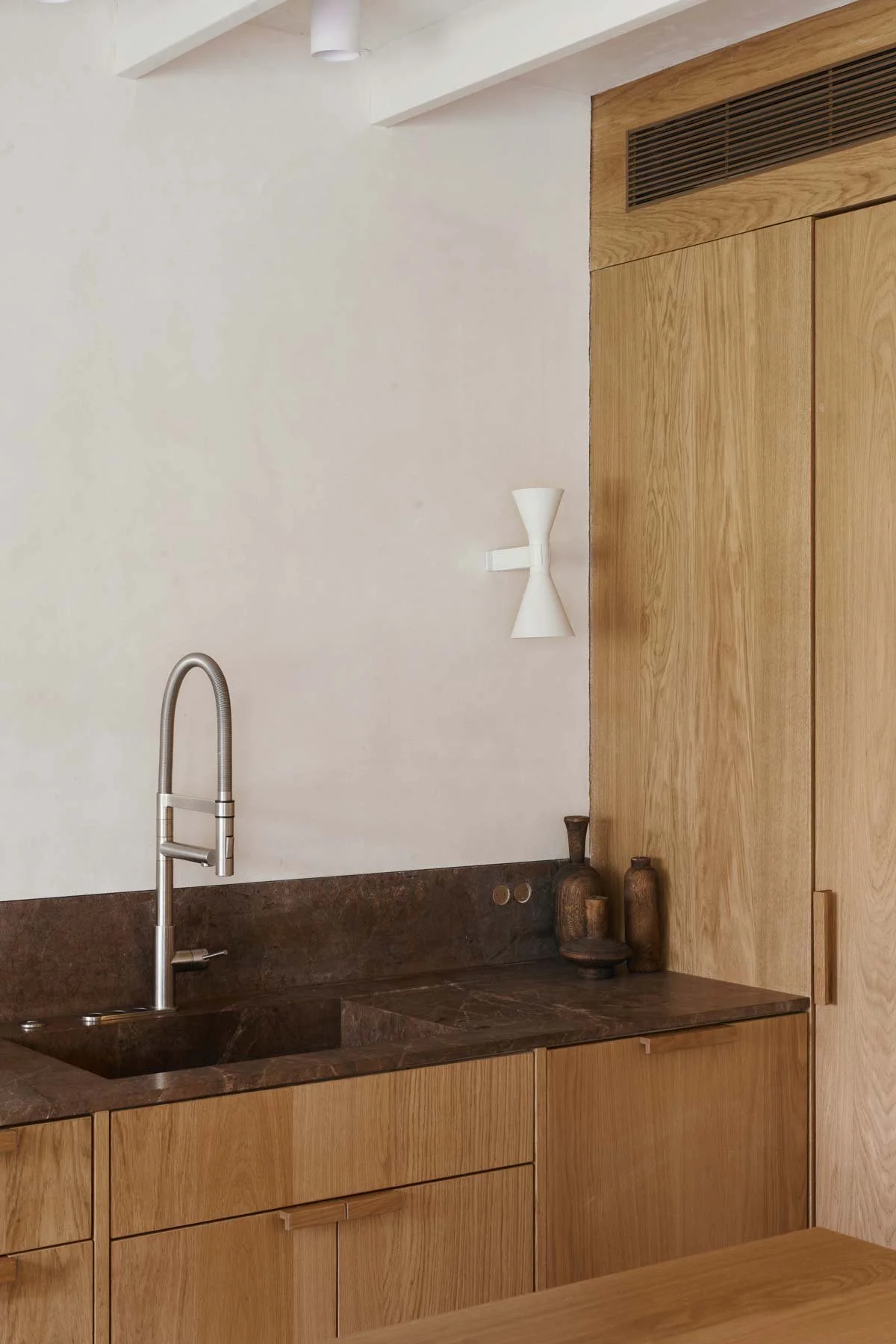 30Kitchen-cat62381.jpg